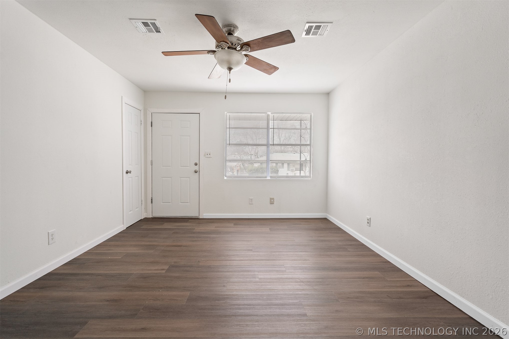 108 Frances Street Property Photo 5