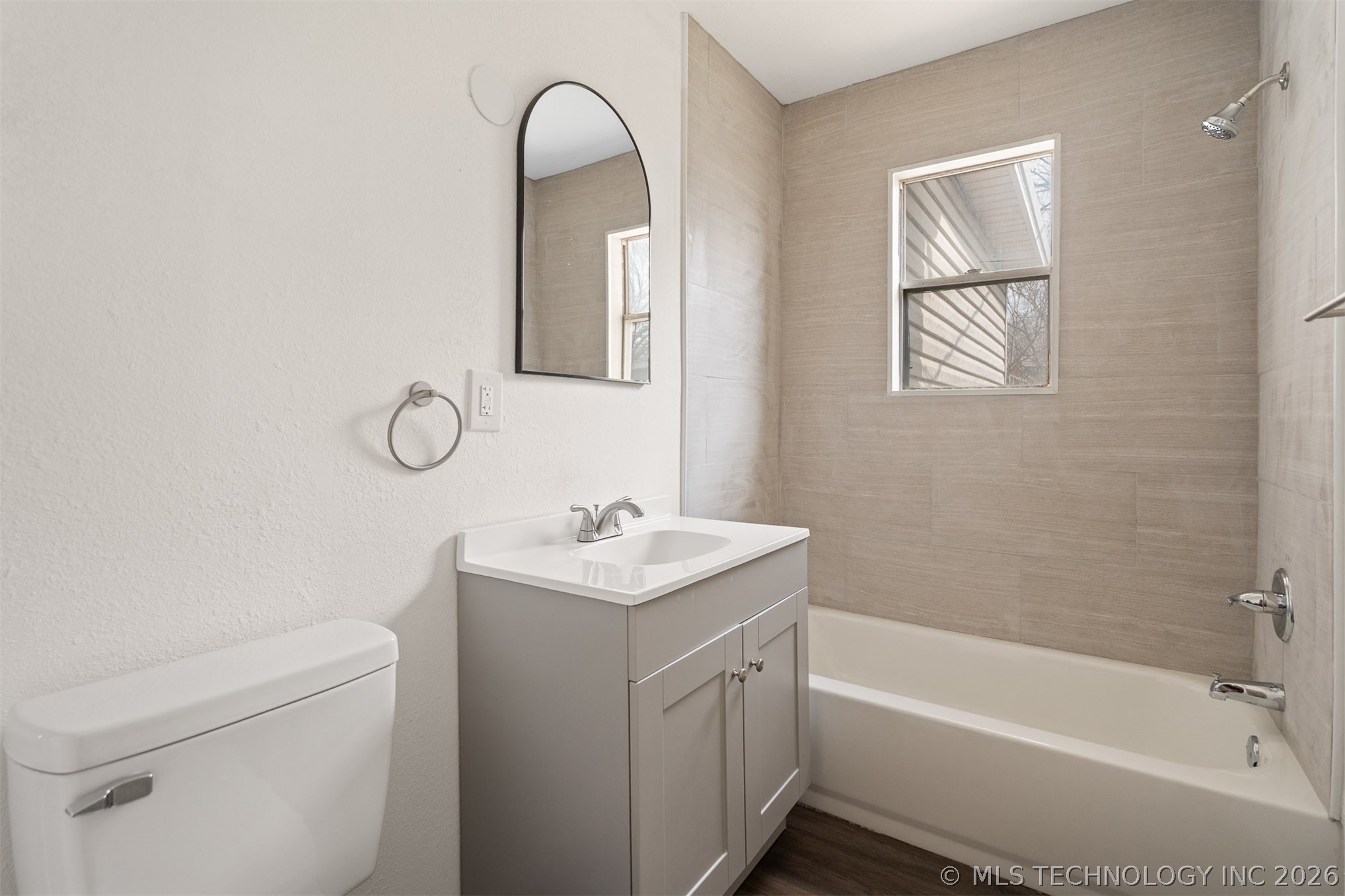 108 Frances Street Property Photo 17