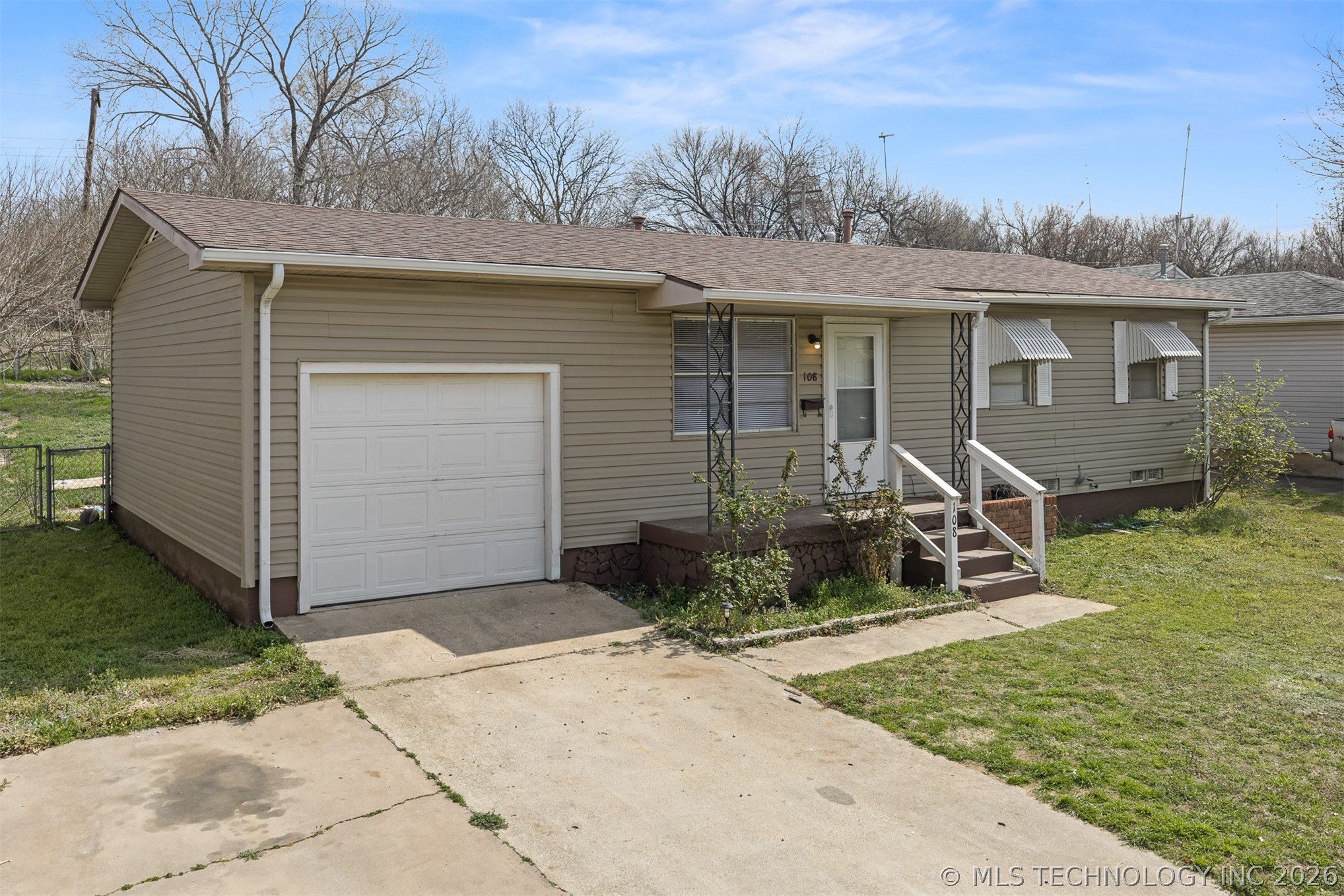 108 Frances Street Property Photo 23