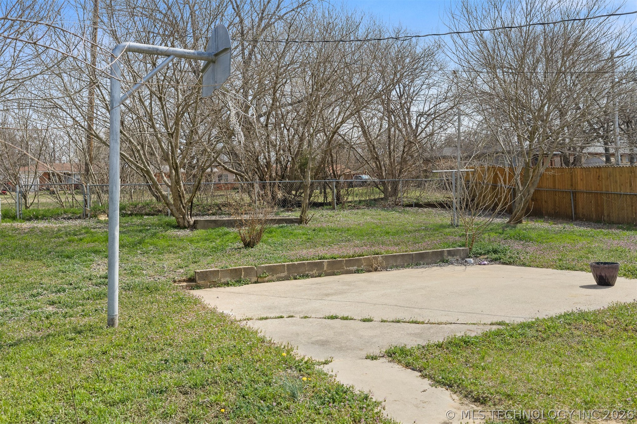 108 Frances Street Property Photo 24