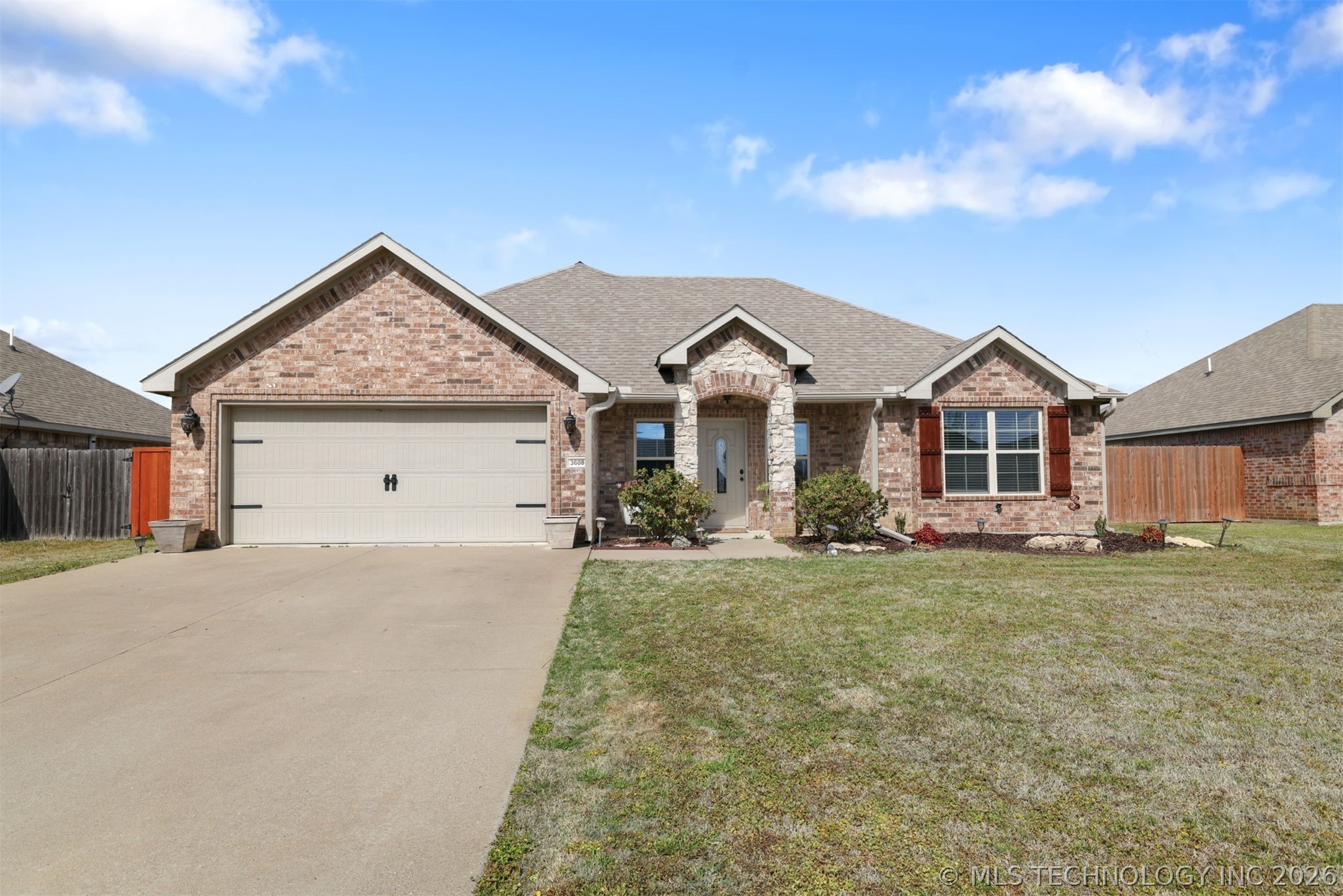 3608 Rock Bluff Property Photo 3