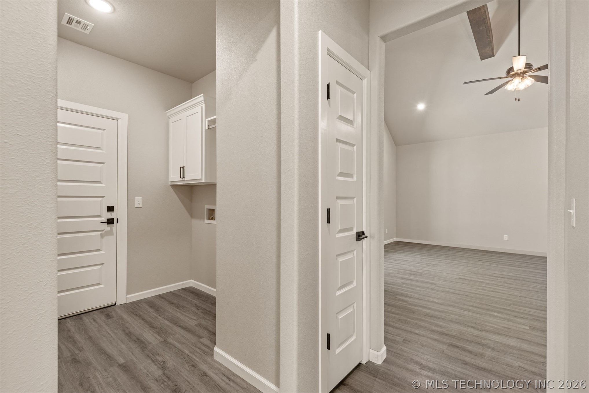 600 S Division Street Property Photo 40