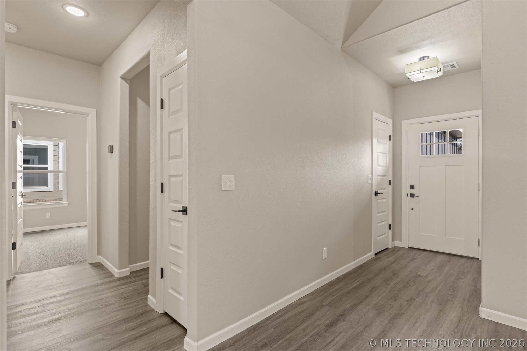 600 S Division Street Property Photo 42