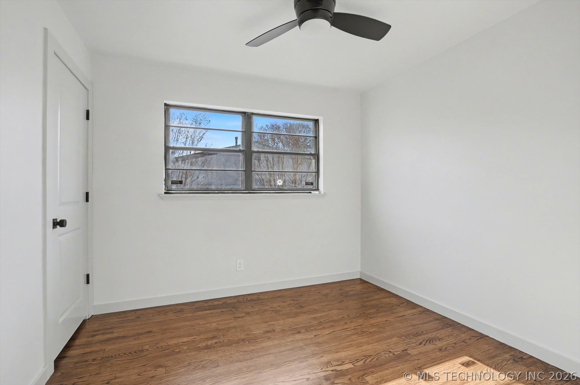 908 N Ash Avenue Property Photo 30
