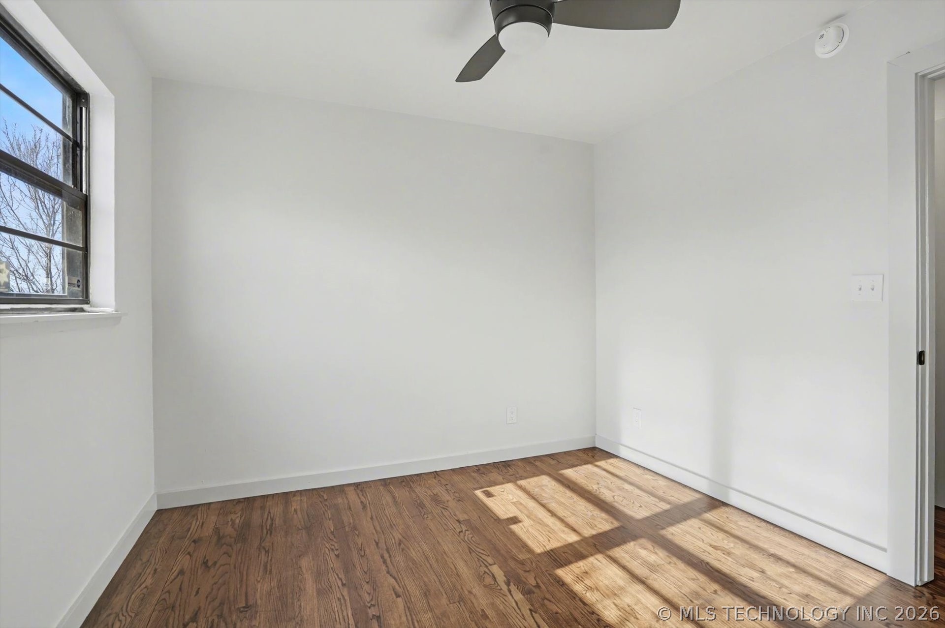 908 N Ash Avenue Property Photo 31