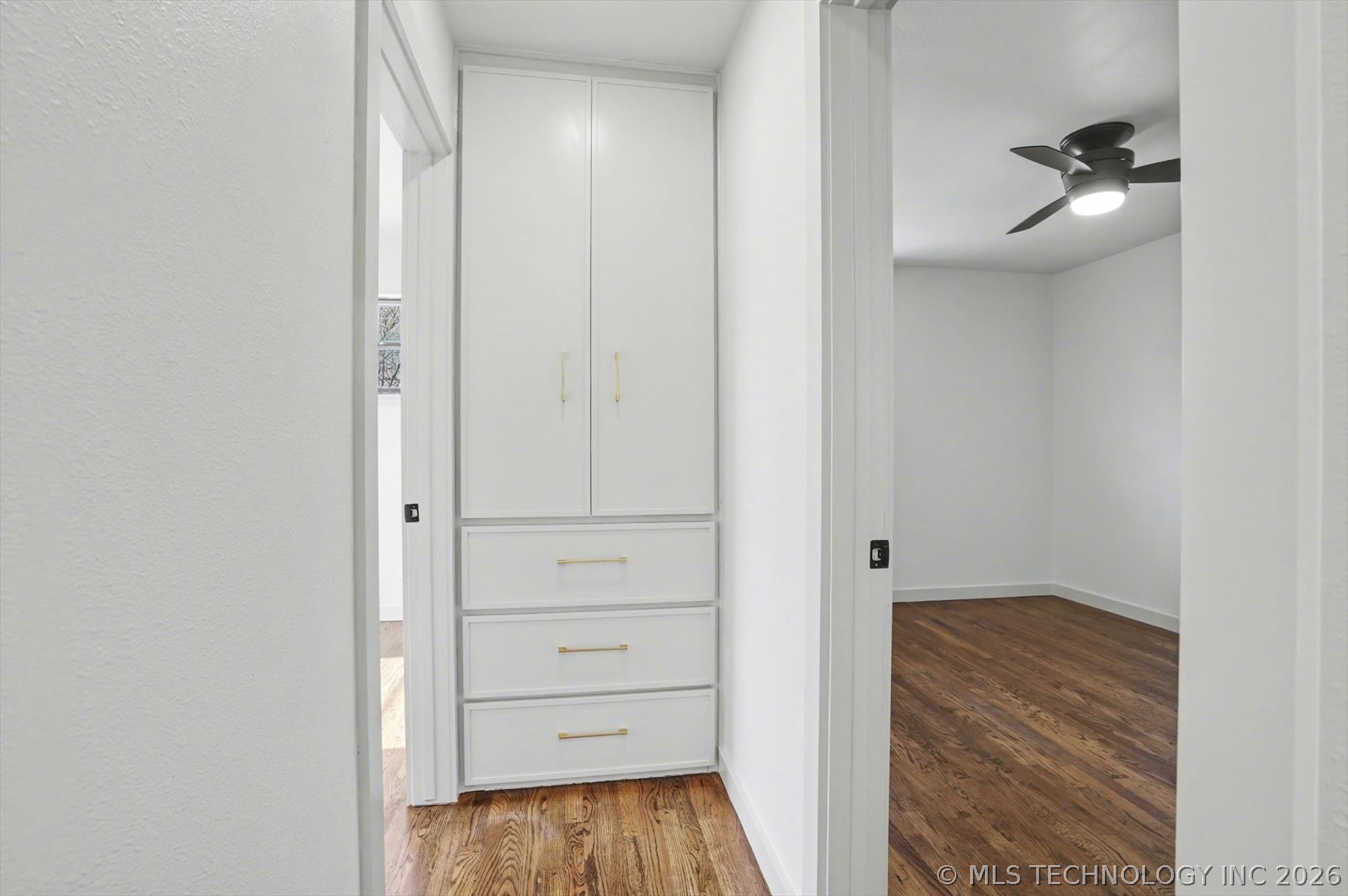 908 N Ash Avenue Property Photo 33
