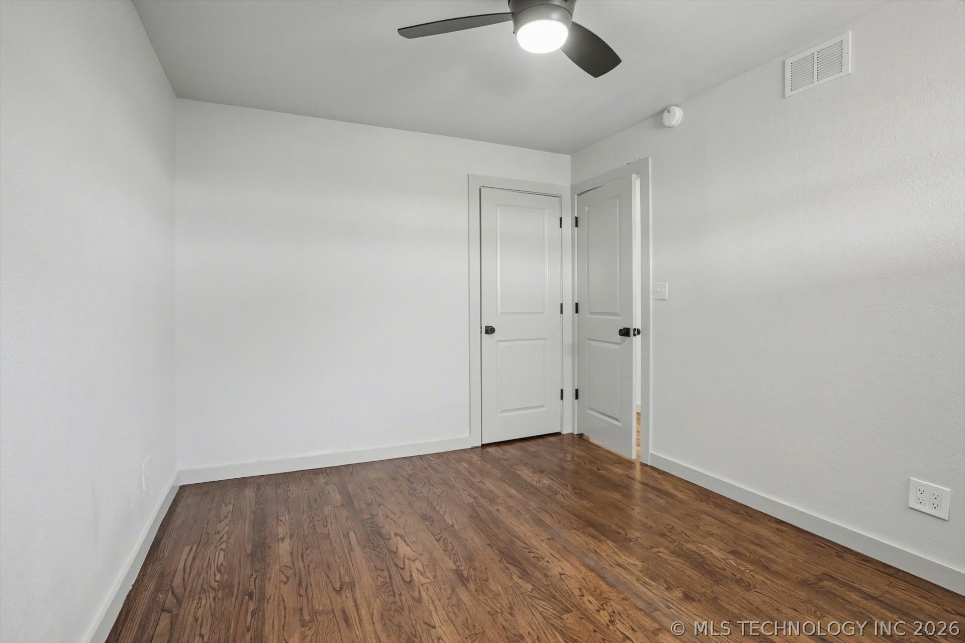 908 N Ash Avenue Property Photo 35