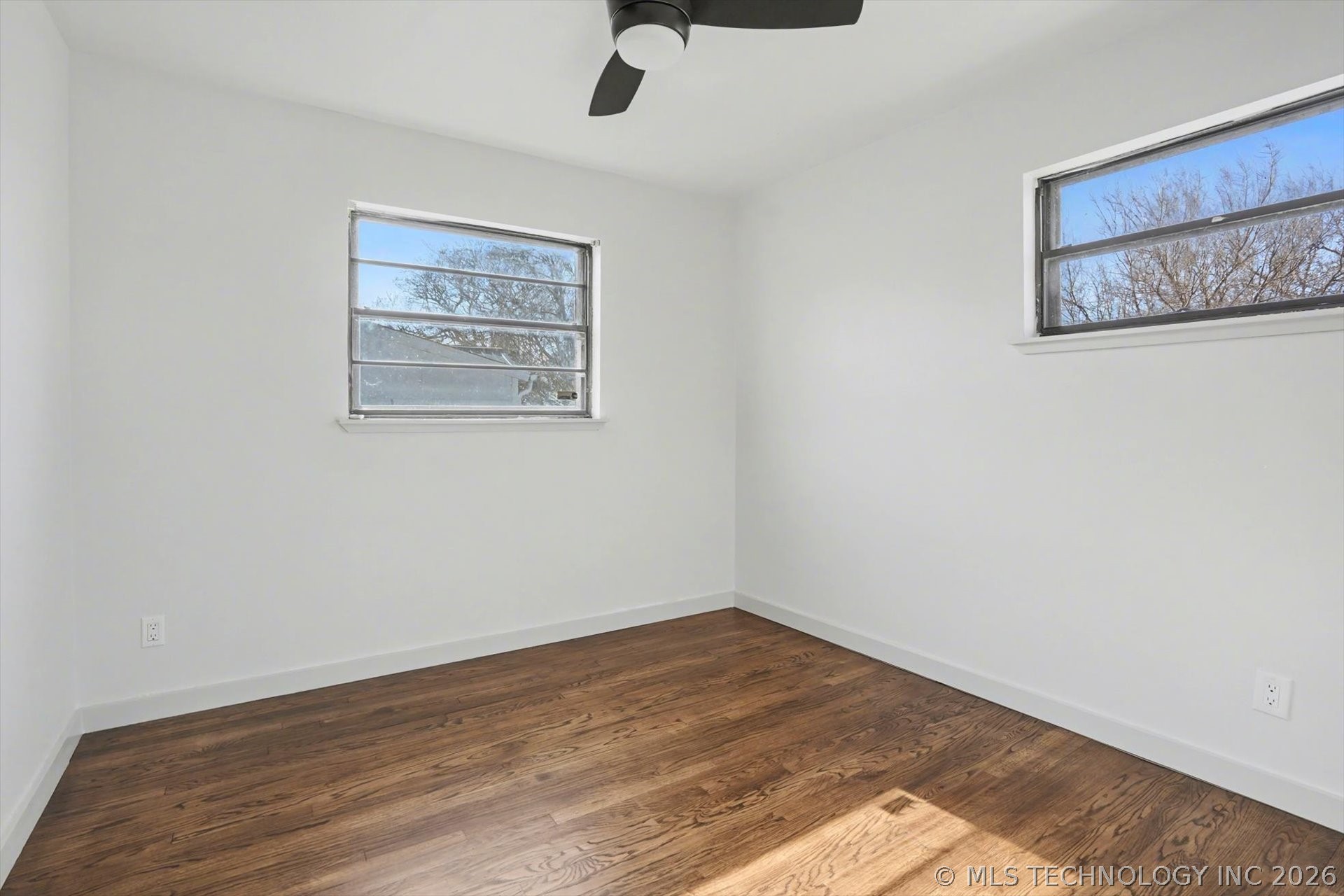 908 N Ash Avenue Property Photo 38