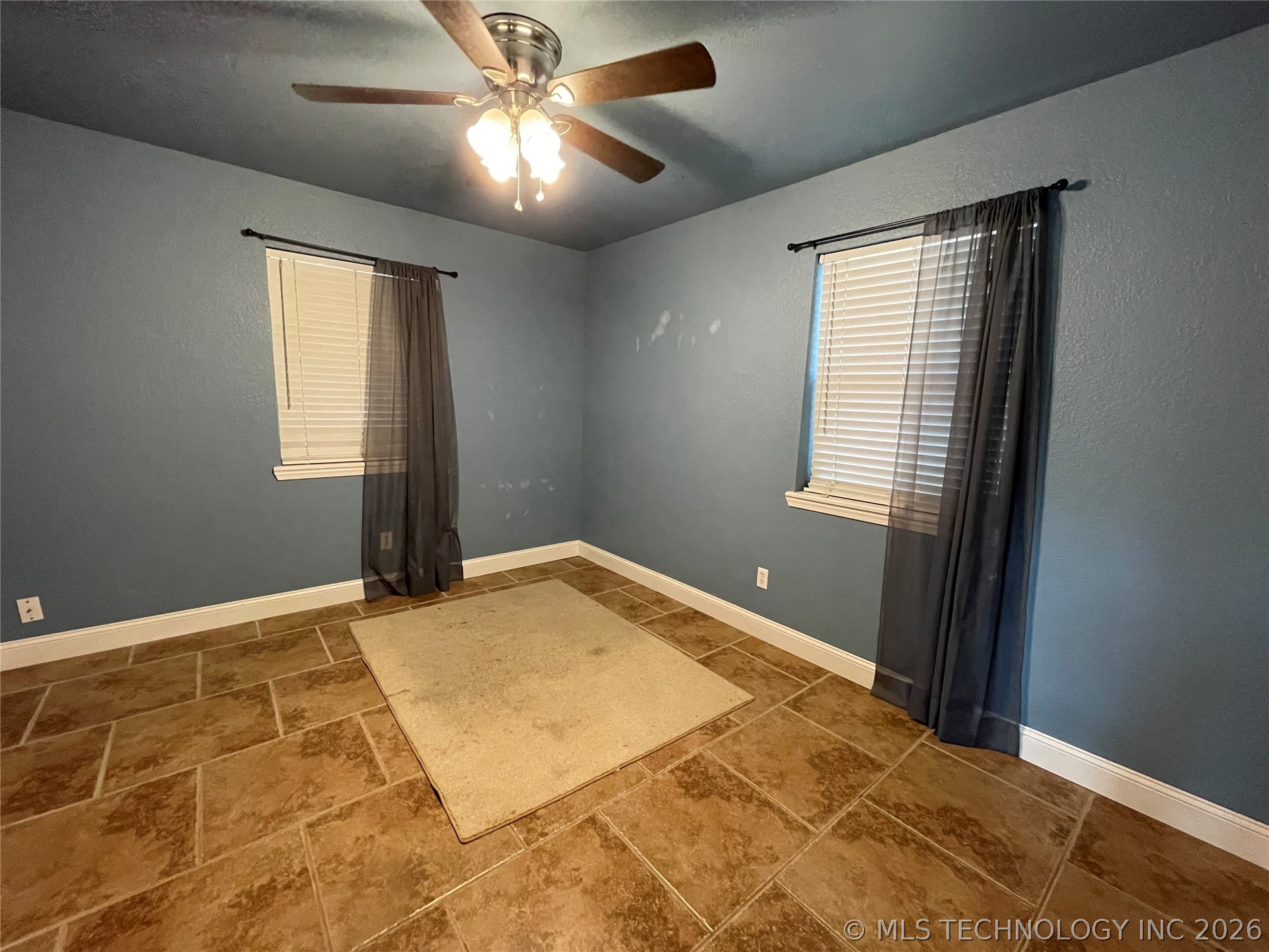 10830 Standing Oak Drive Property Photo 12