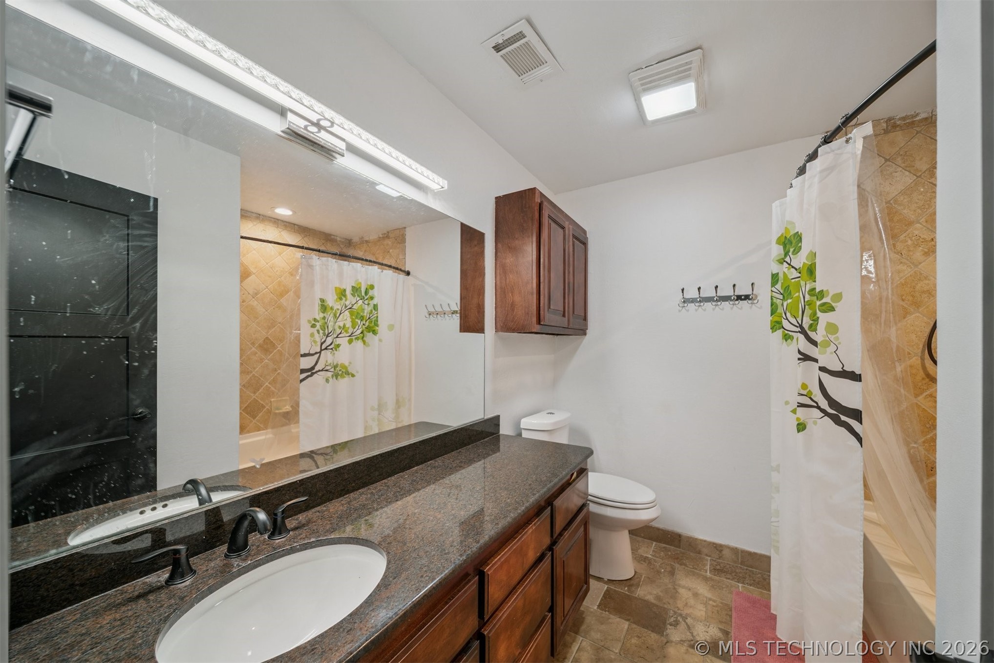 7705 N 127th East Avenue Property Photo 17