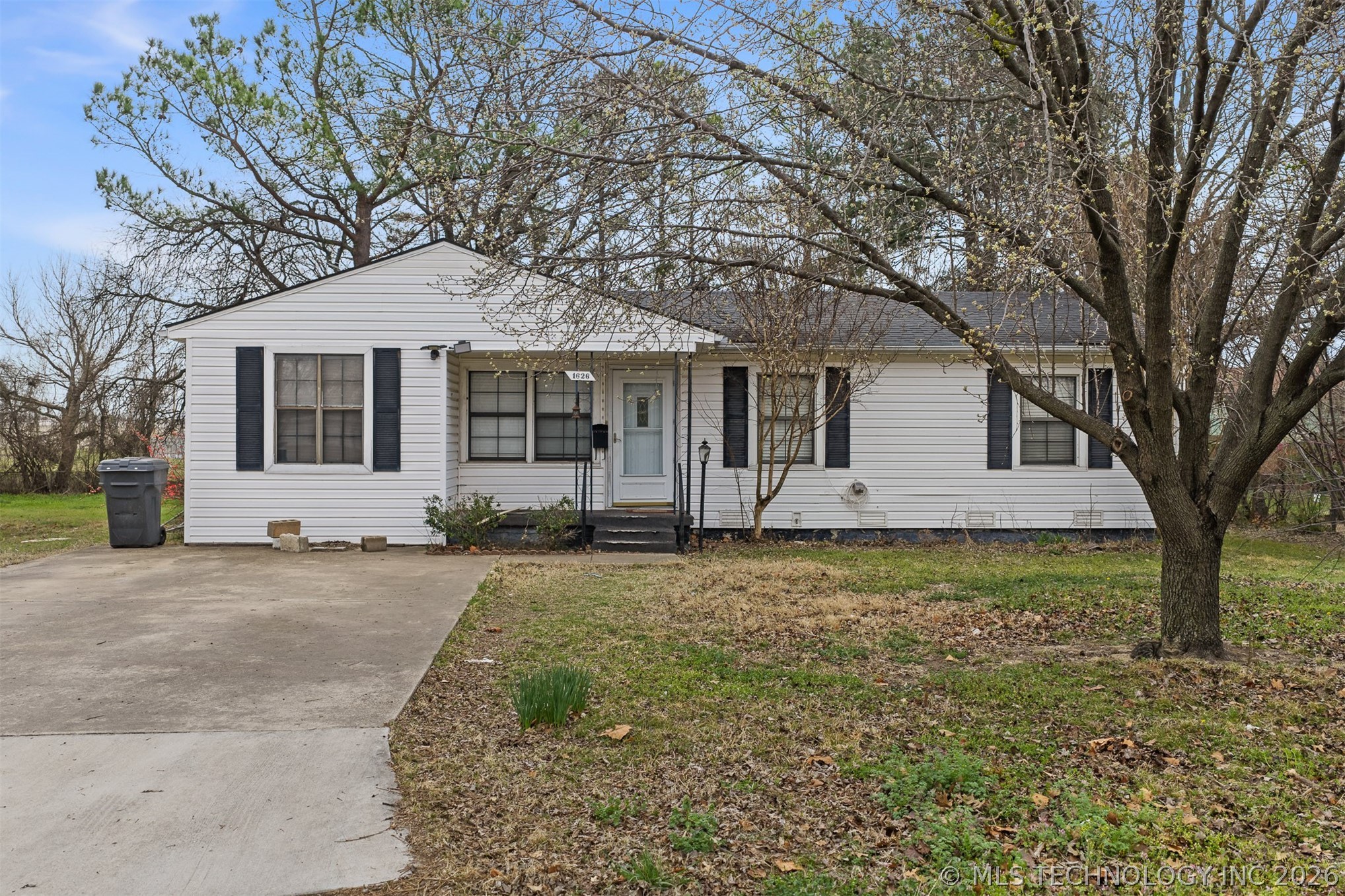 1626 Tower Drive Property Photo 1