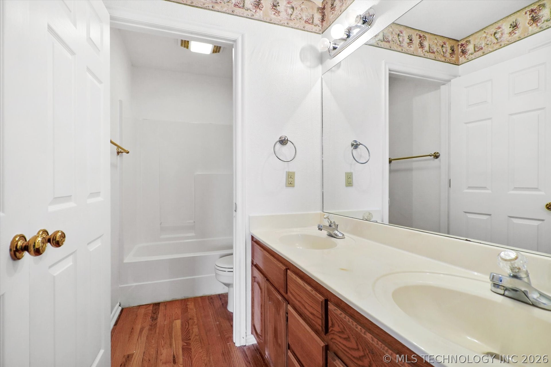 4113 W Canton Street Property Photo 22