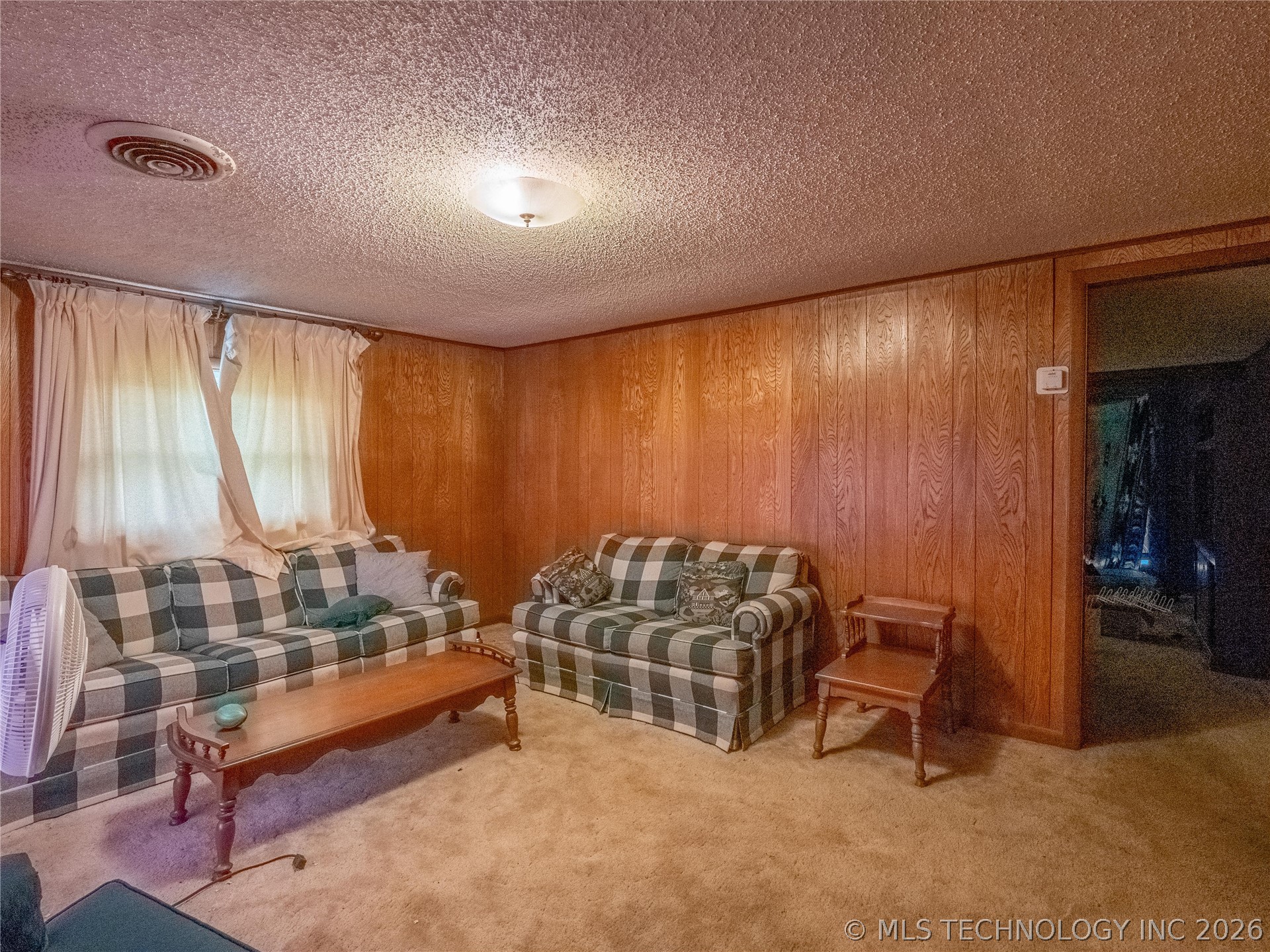 2300 N A Street Property Photo 3