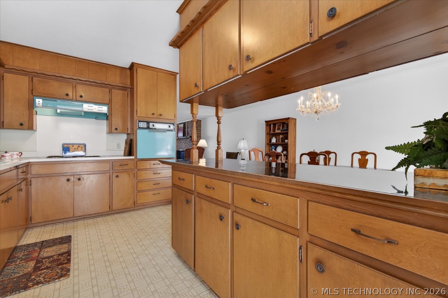 105 W 12th Street Property Photo 9