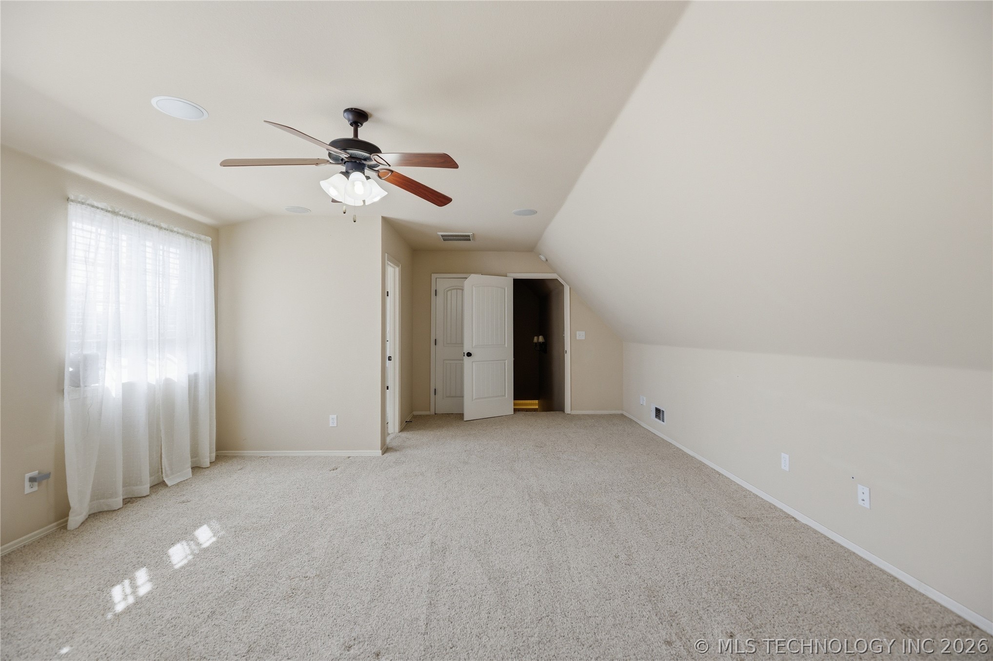 18522 E 79th Street N Property Photo 28