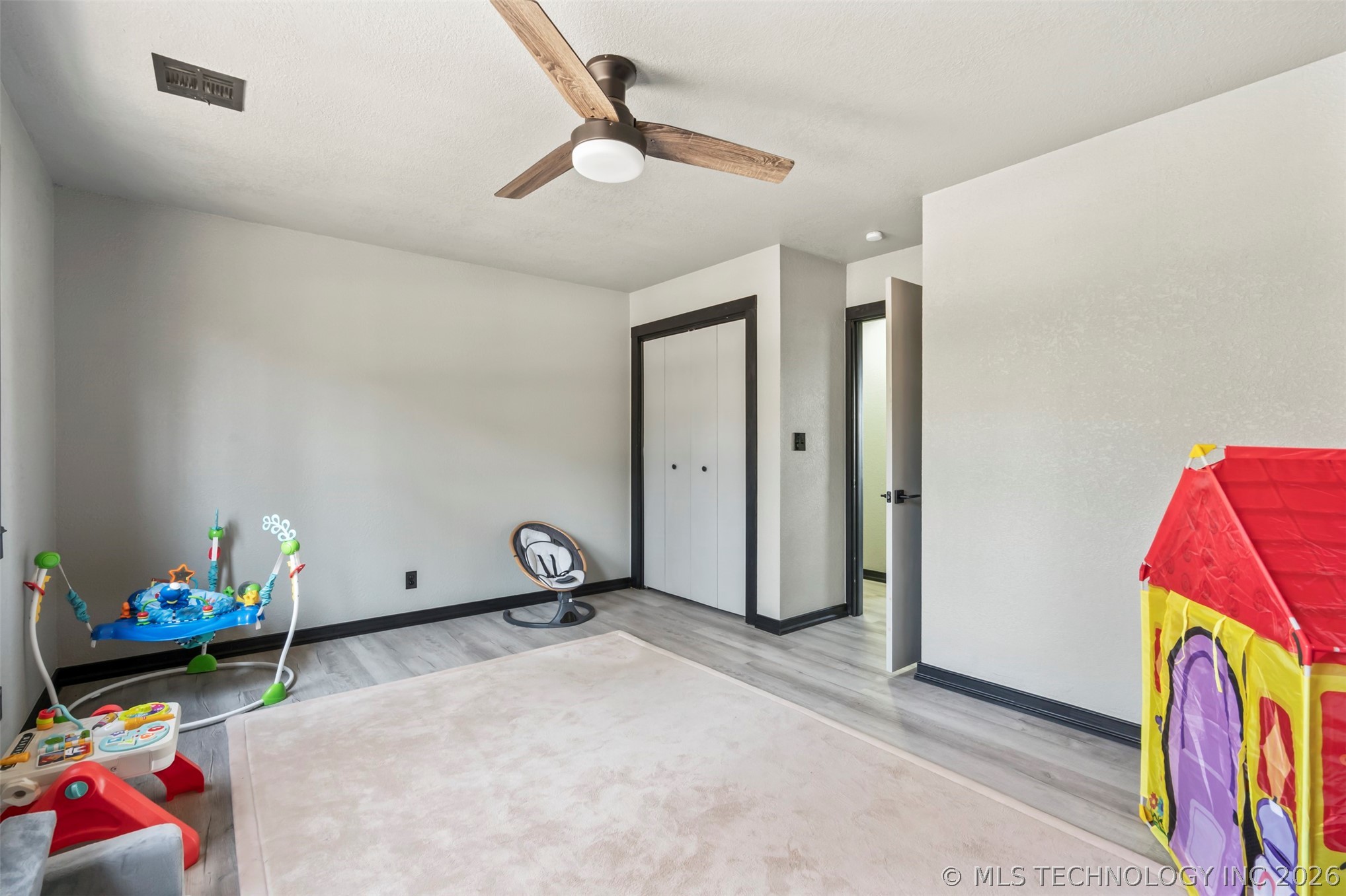 1455 Flint Ridge Drive Property Photo 21