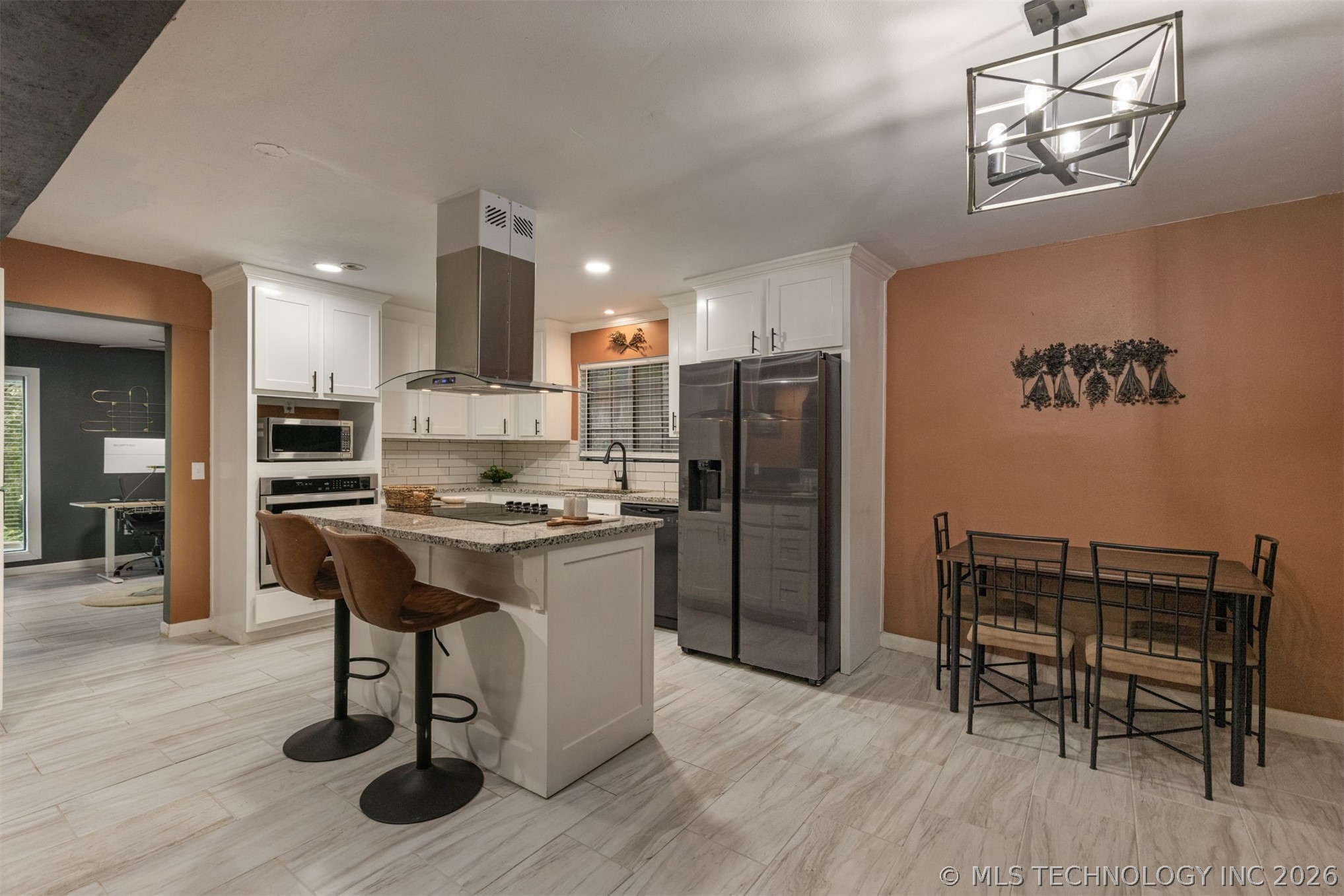 7423 S Urbana Avenue Property Photo 14