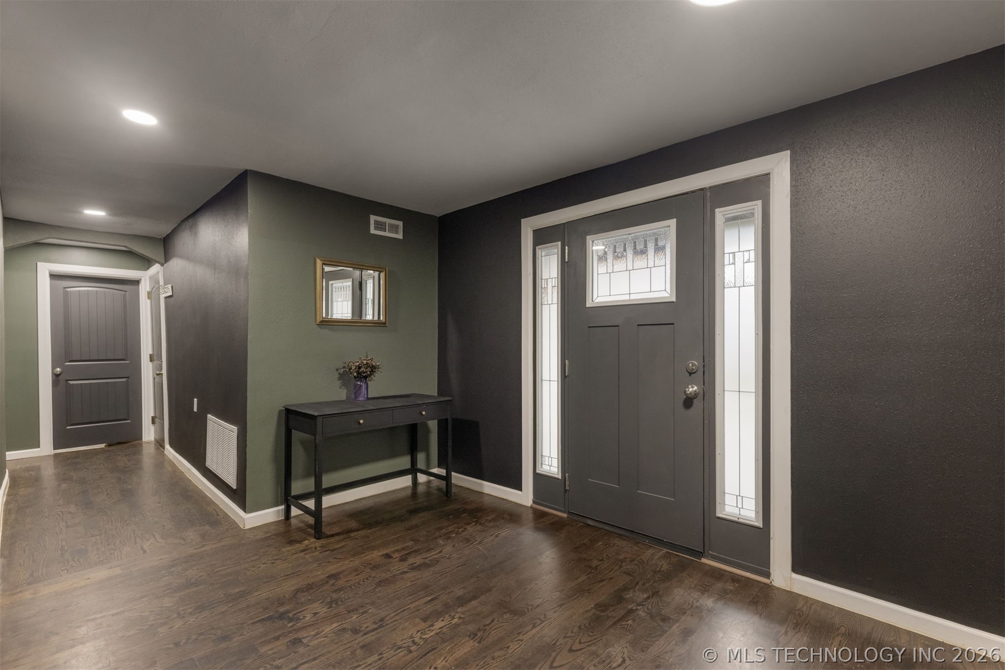 7423 S Urbana Avenue Property Photo 27