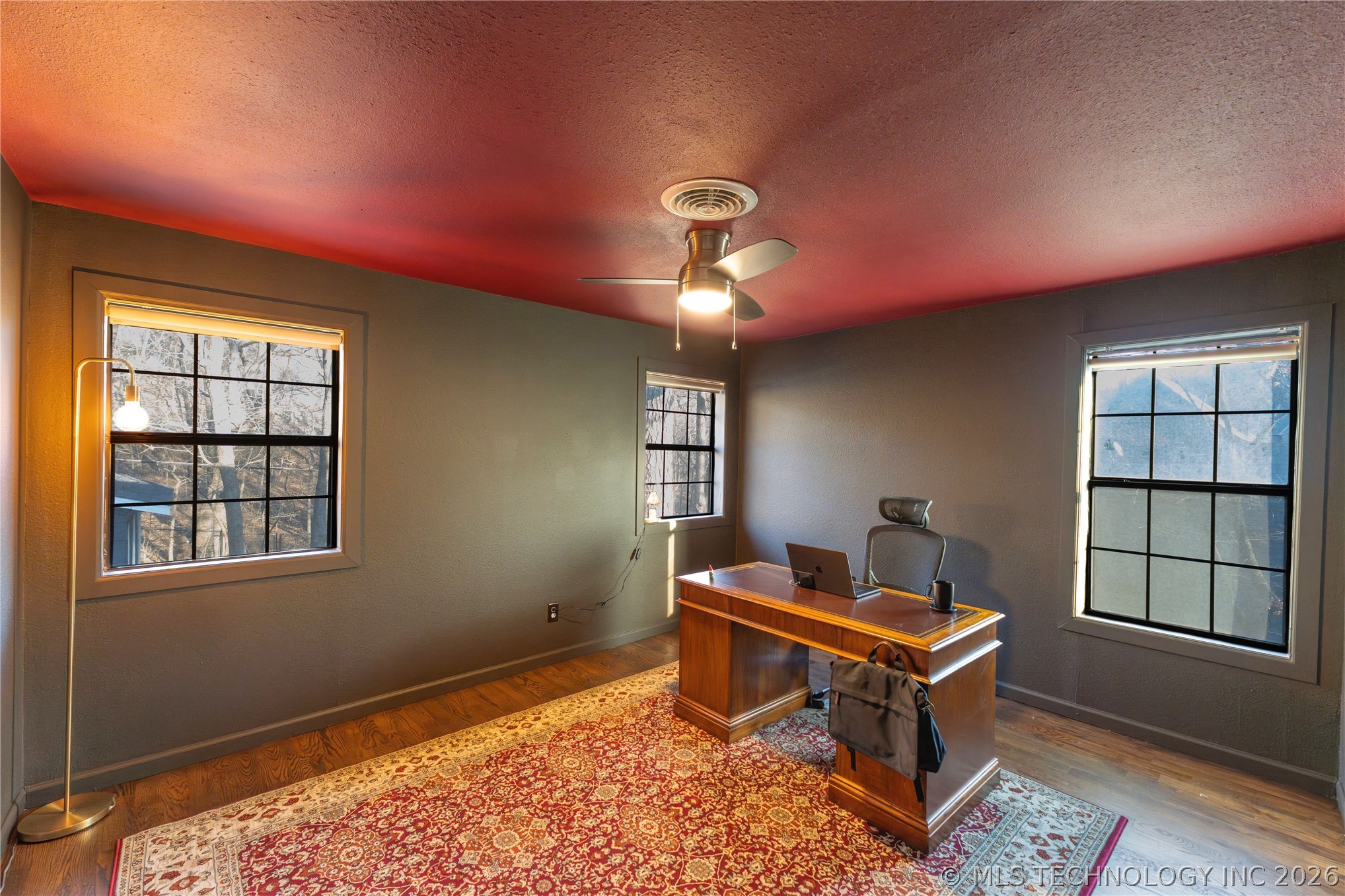 7423 S Urbana Avenue Property Photo 40