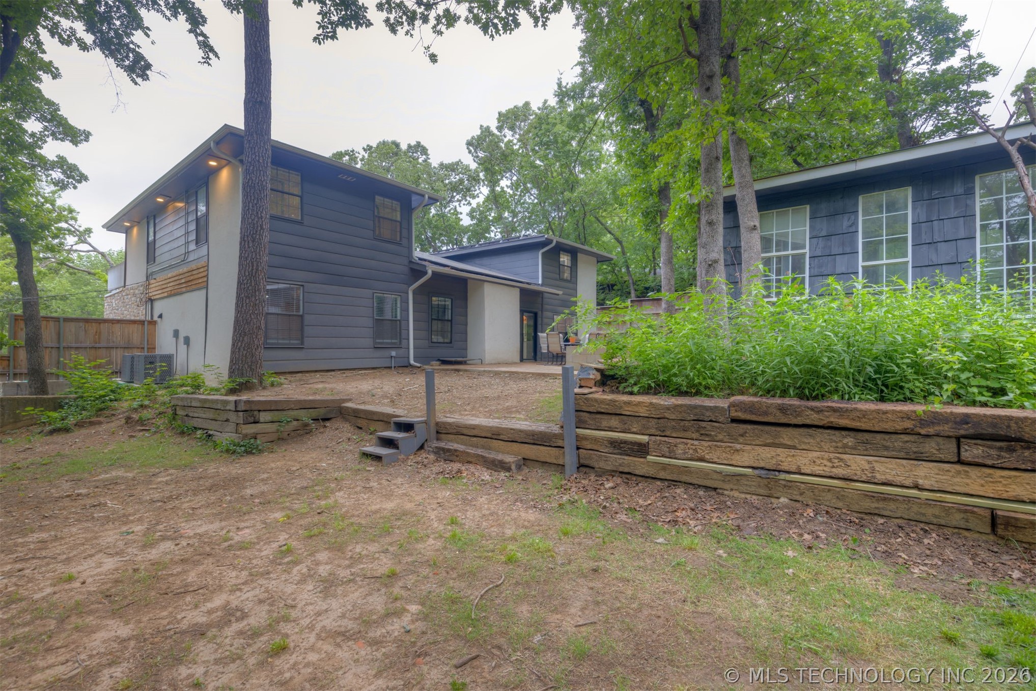 7423 S Urbana Avenue Property Photo 47