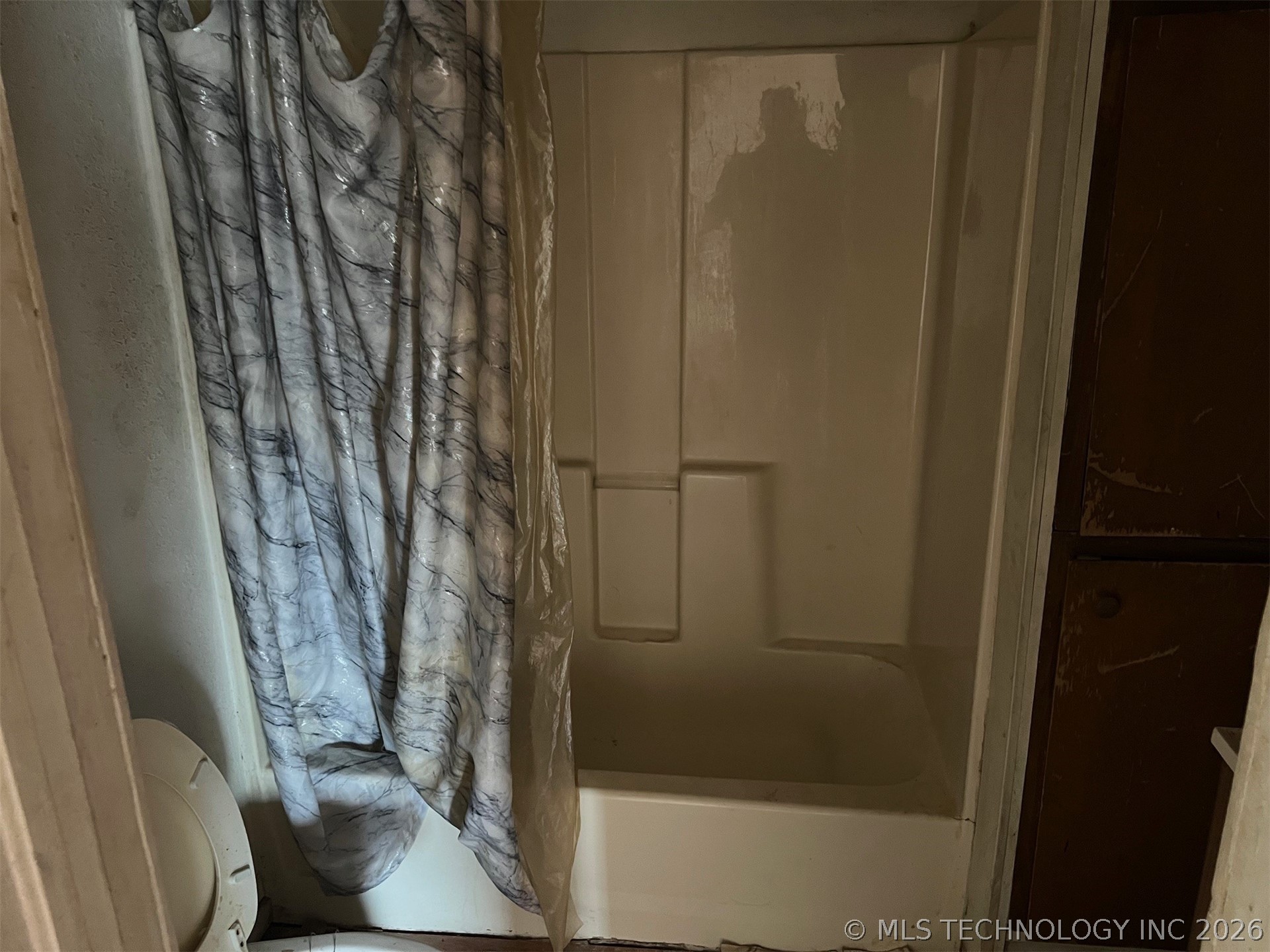 314 N Hope Property Photo 4