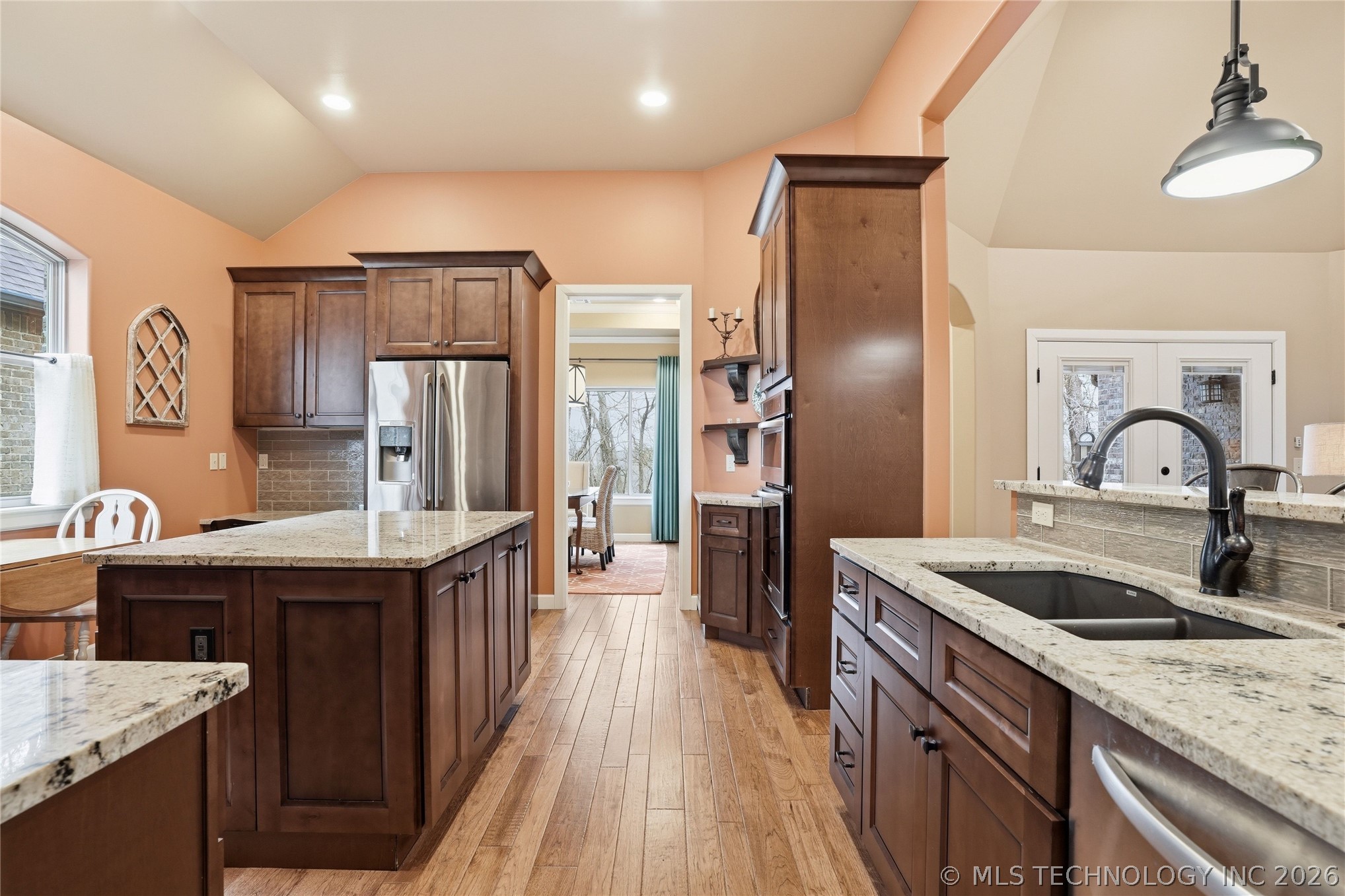 647 E Huntsville Place Property Photo 25