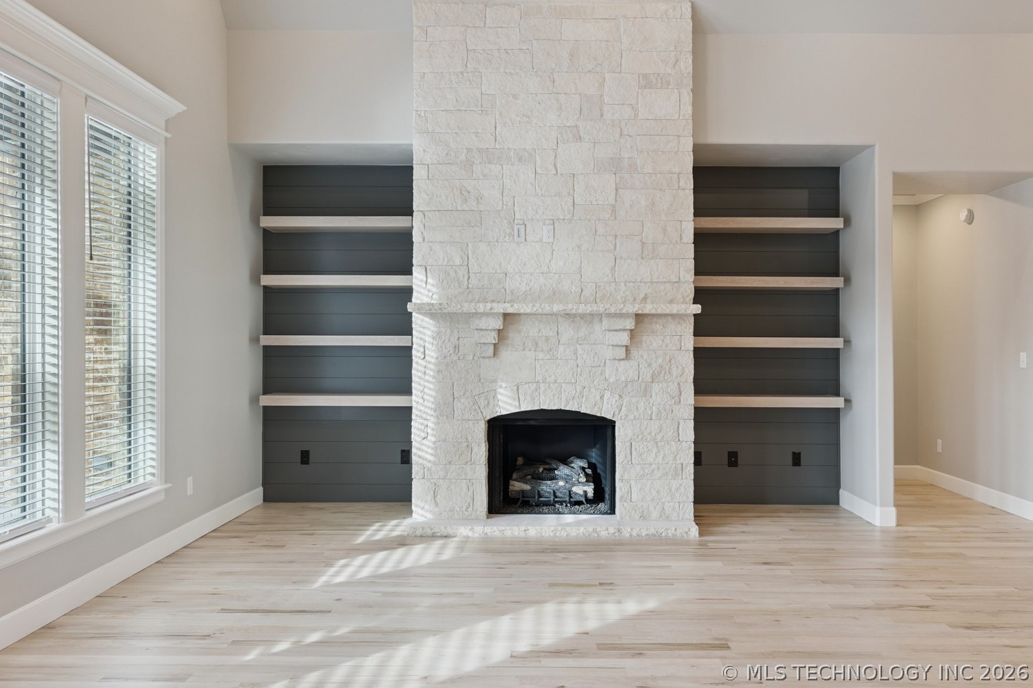668 E 148th Place S Property Photo 15