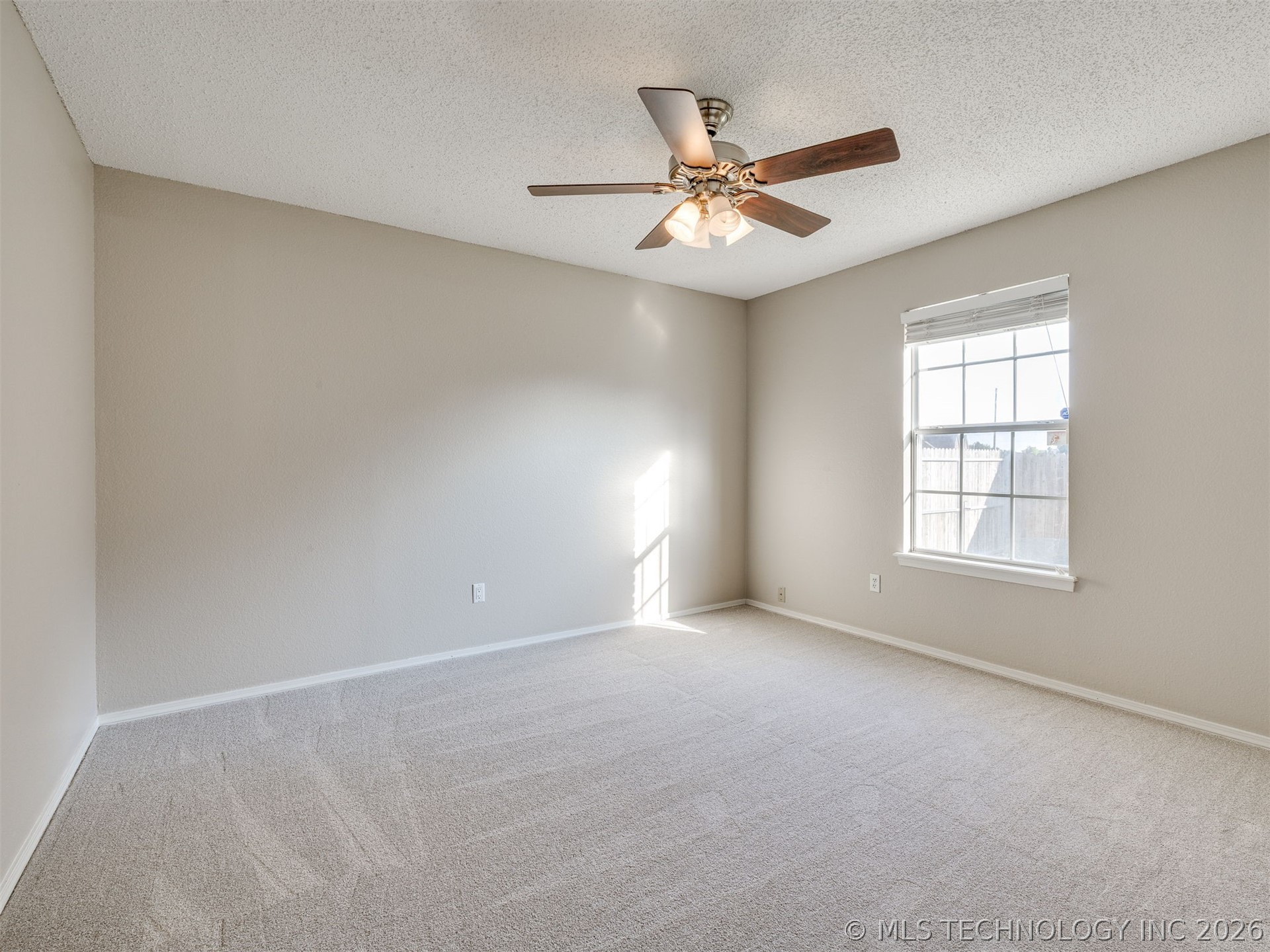4212 S Oak Avenue Property Photo 34