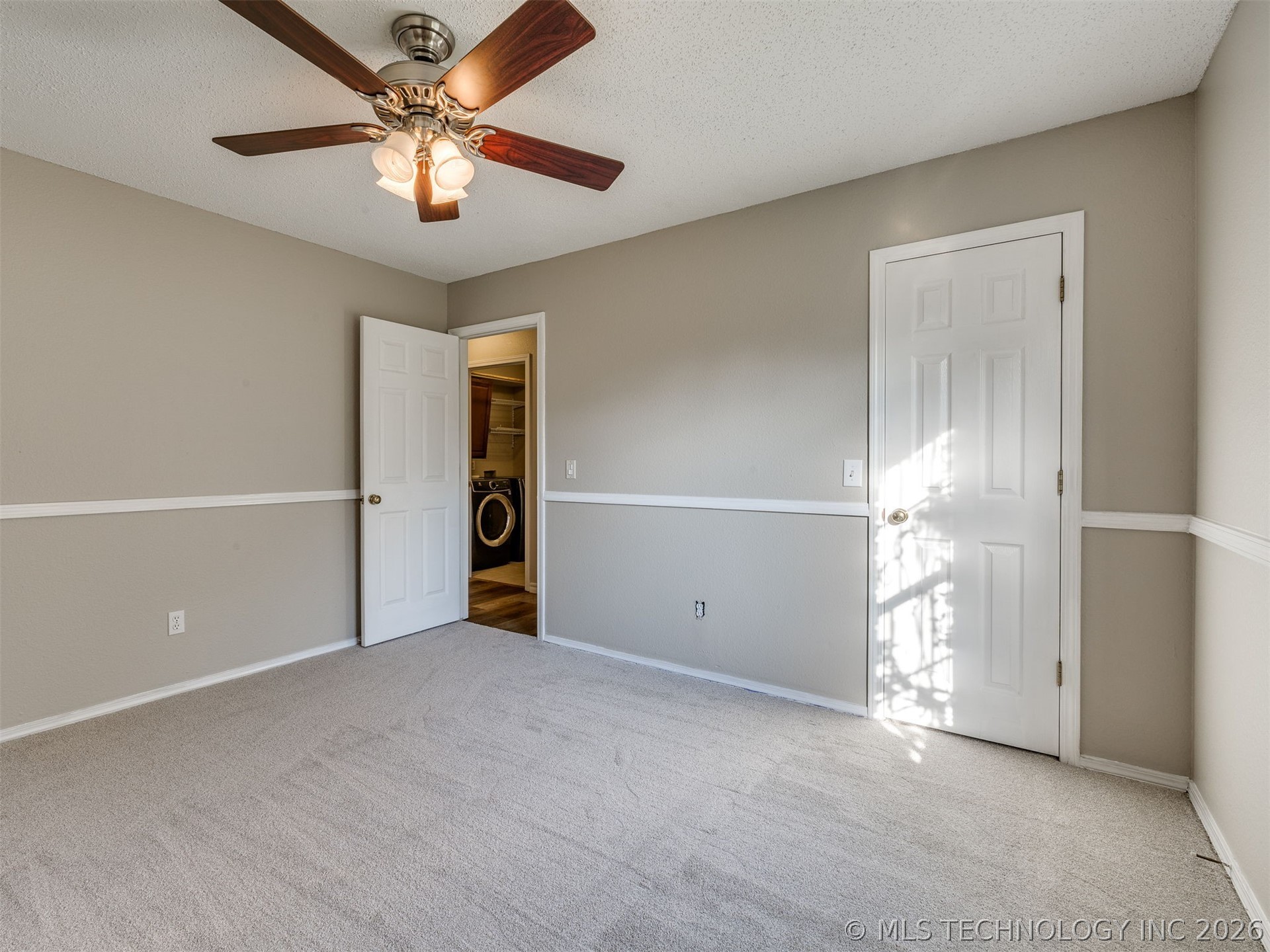 4212 S Oak Avenue Property Photo 37