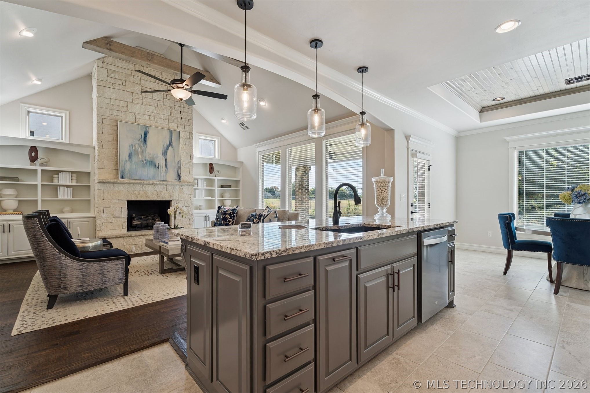 2705 W Twin Oaks Street Property Photo 18
