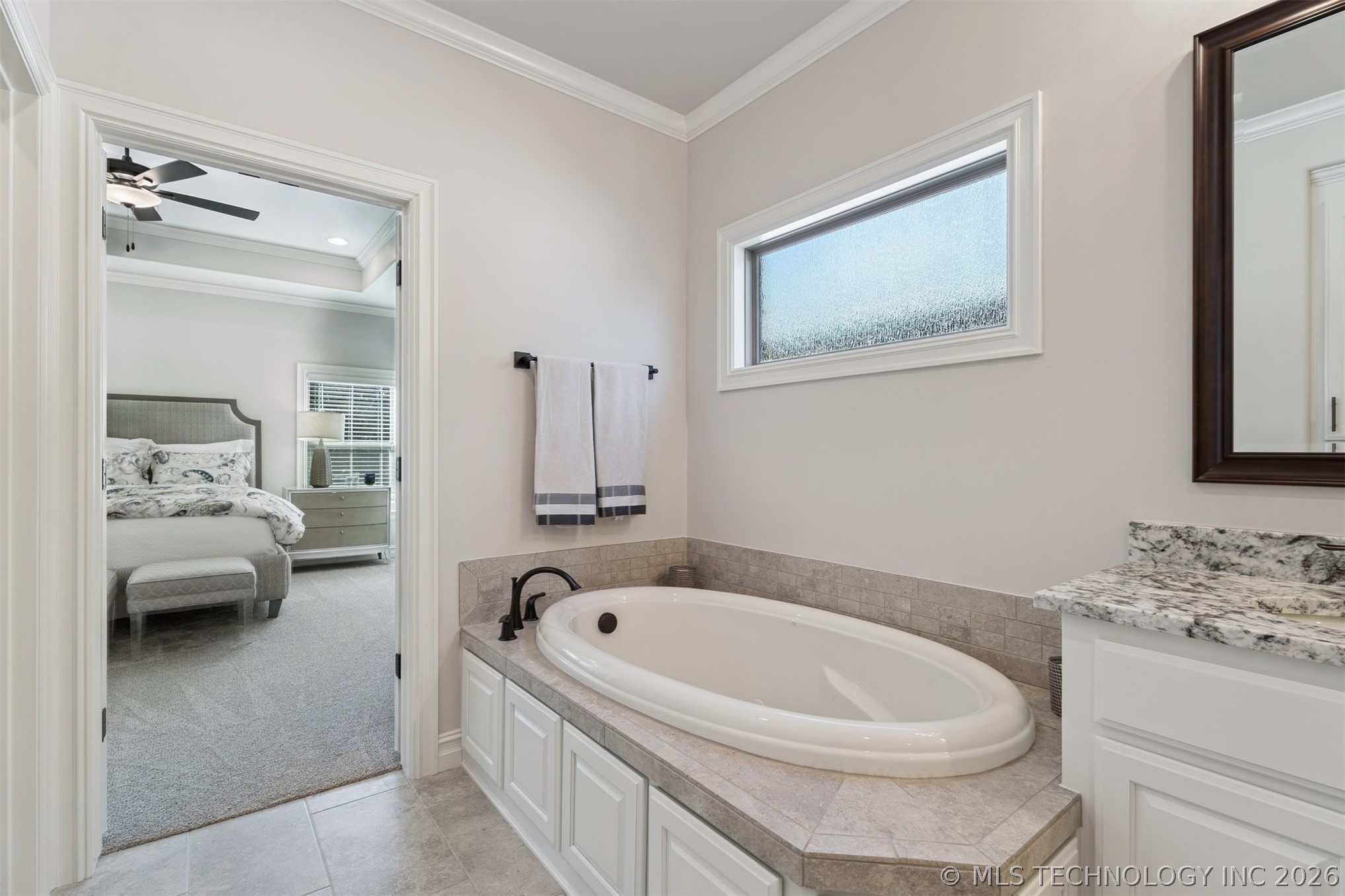 2705 W Twin Oaks Street Property Photo 32