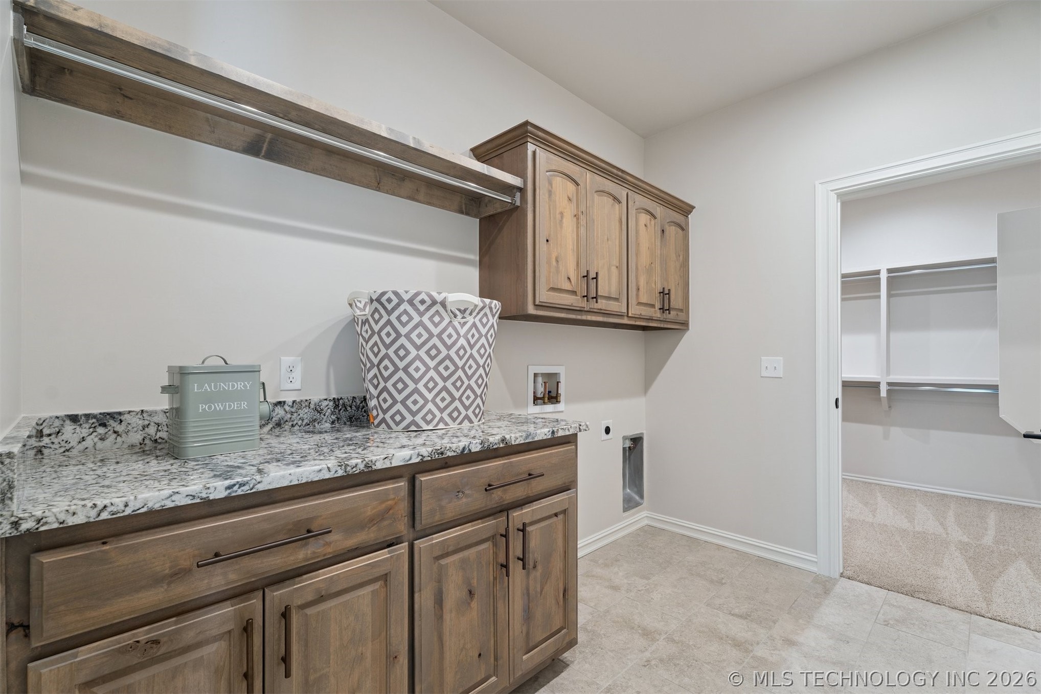 2705 W Twin Oaks Street Property Photo 40