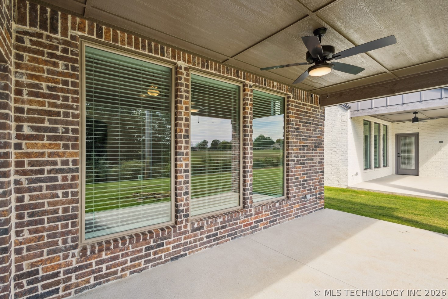 2705 W Twin Oaks Street Property Photo 46