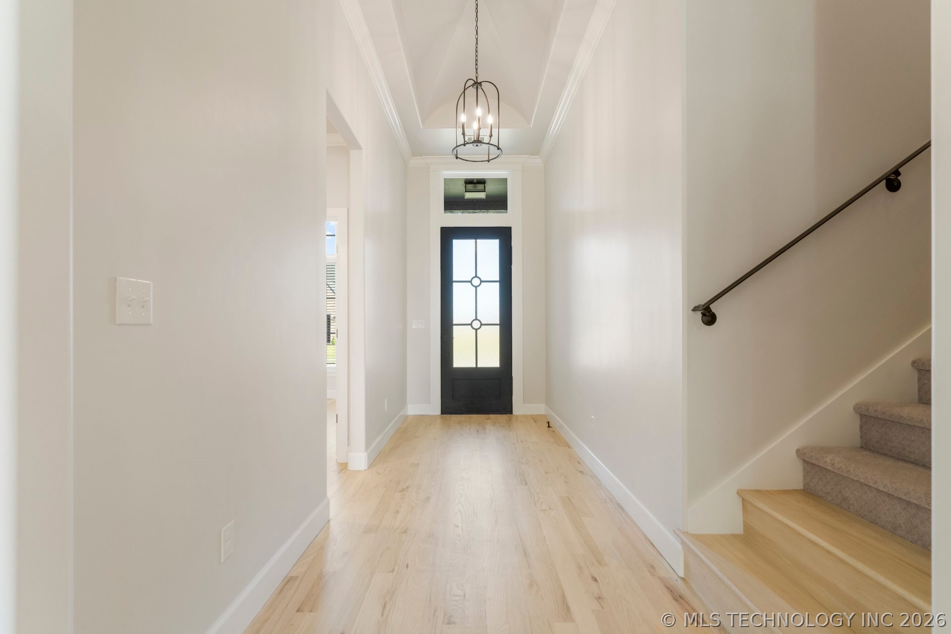 2701 W Twin Oaks Street Property Photo 4