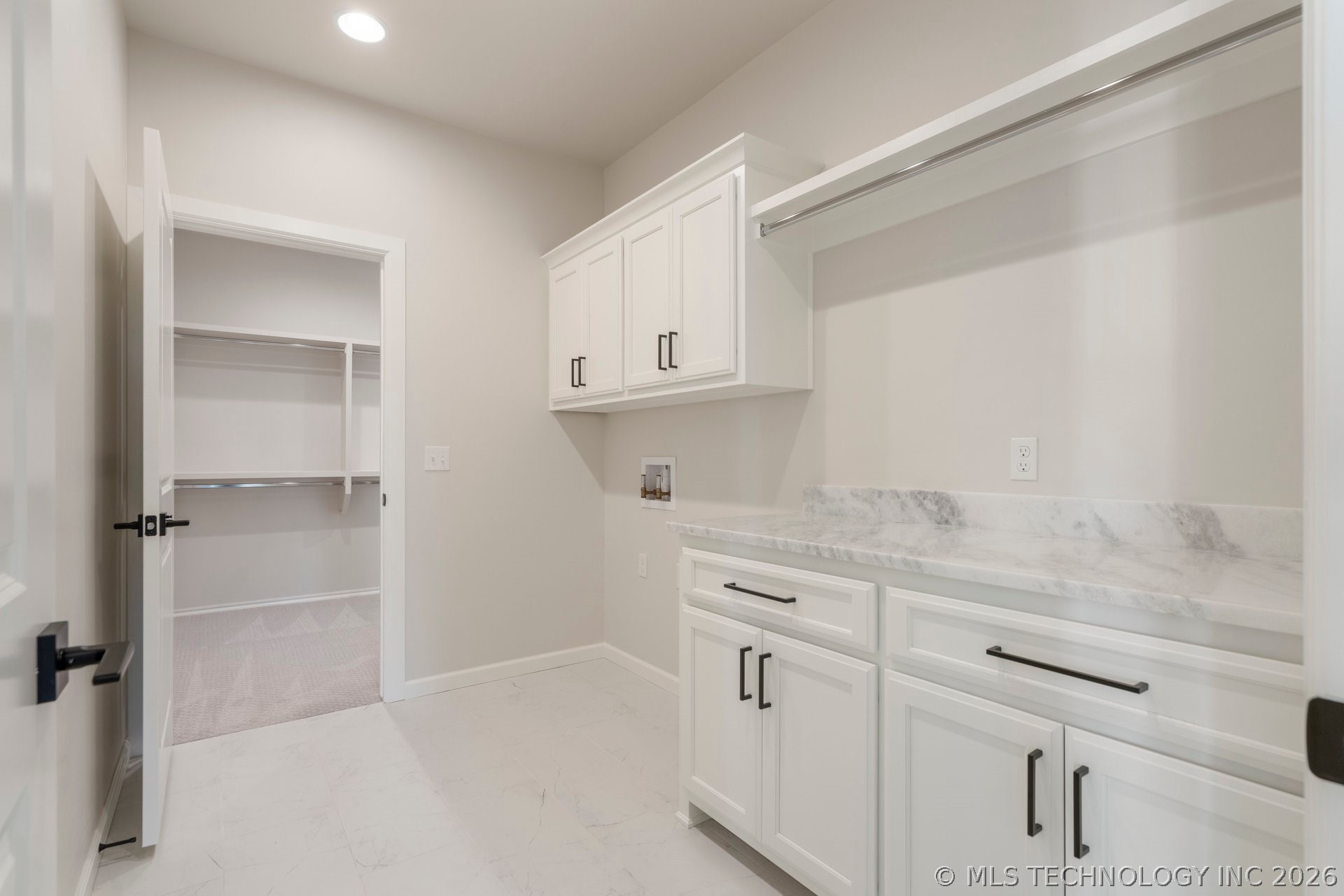 2701 W Twin Oaks Street Property Photo 29