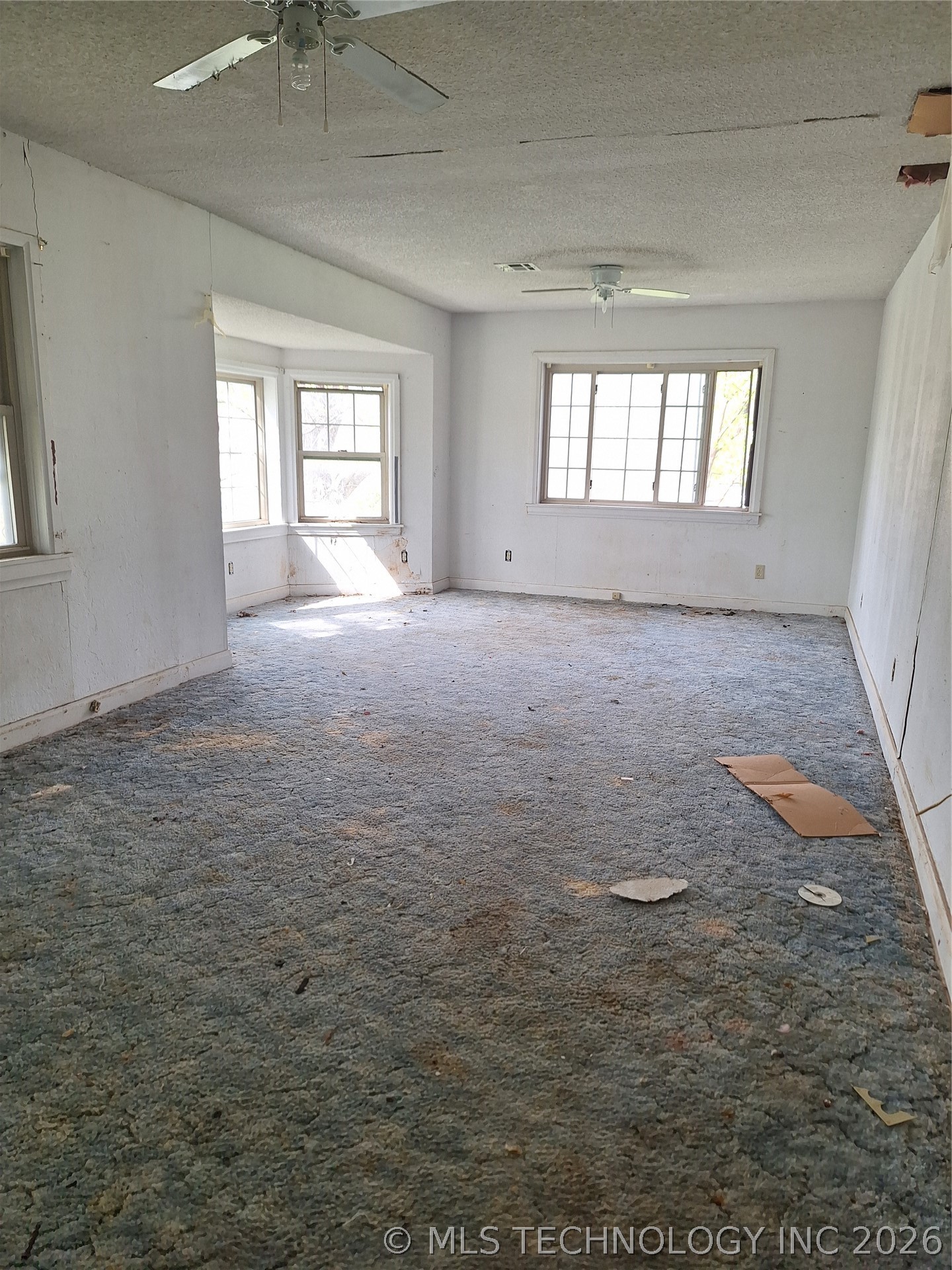 425 W 8th Street Property Photo 7