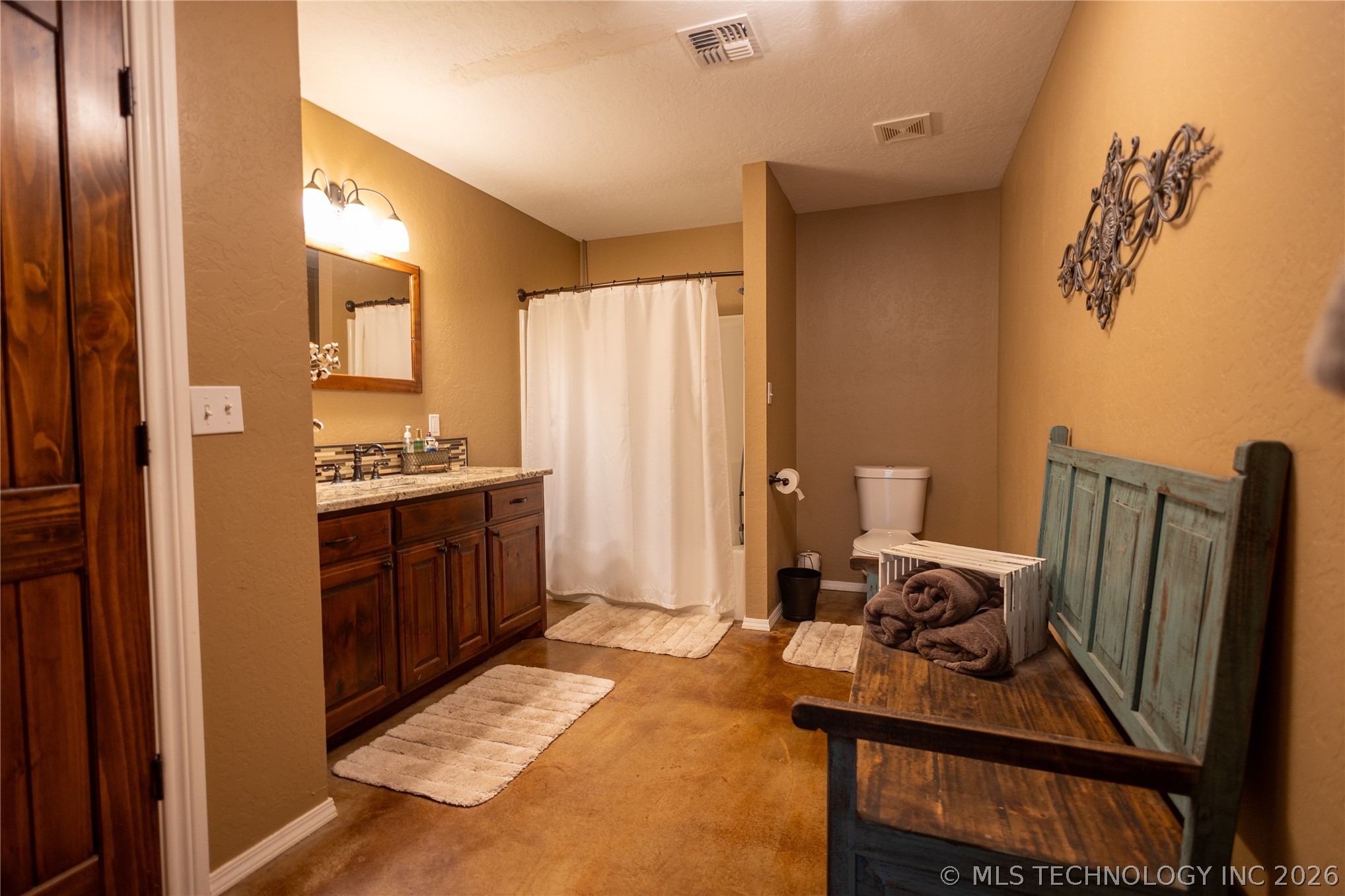 8251 Se Woodlawn Road Property Photo 31