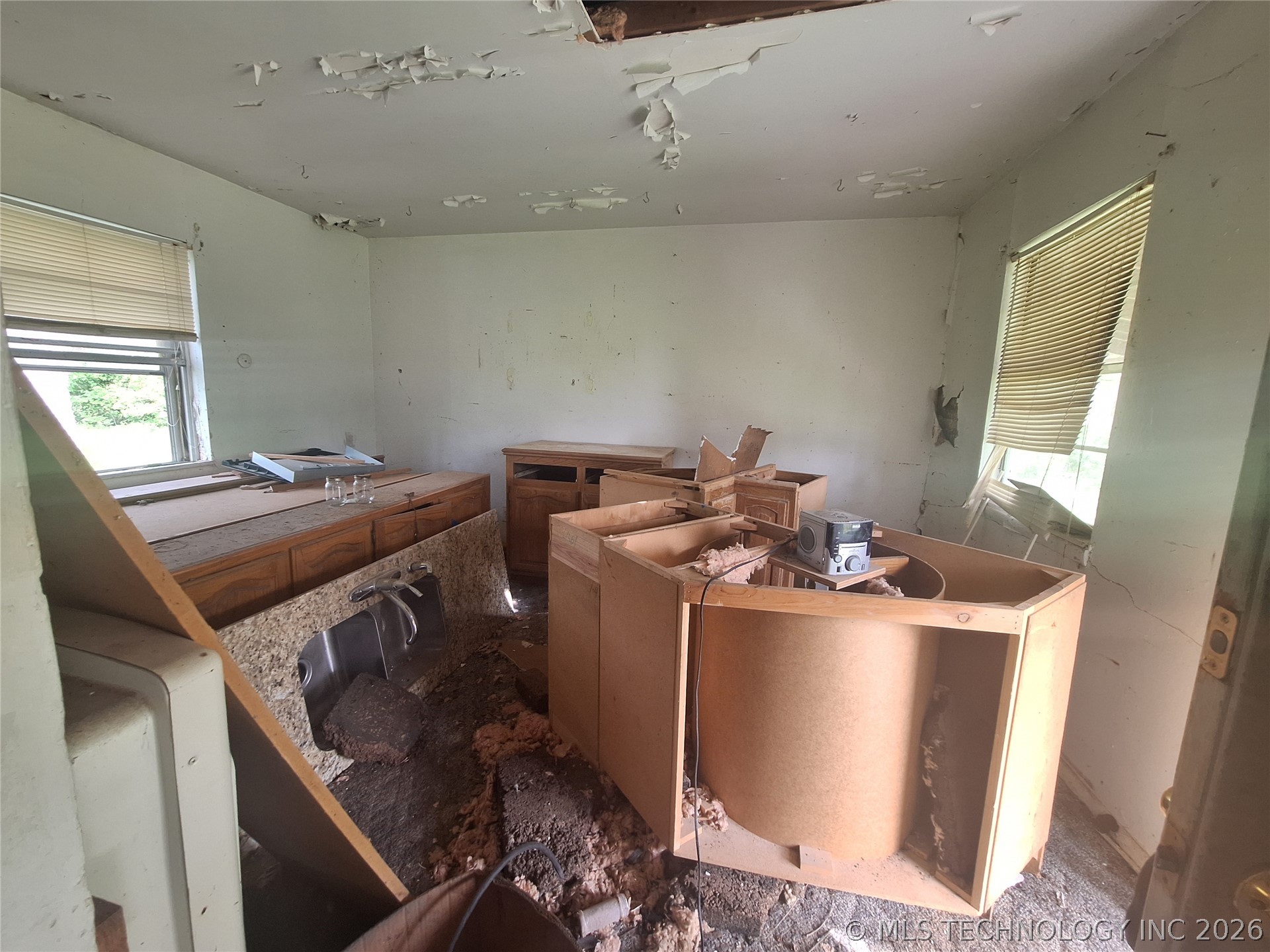421 W 8th Street Property Photo 2