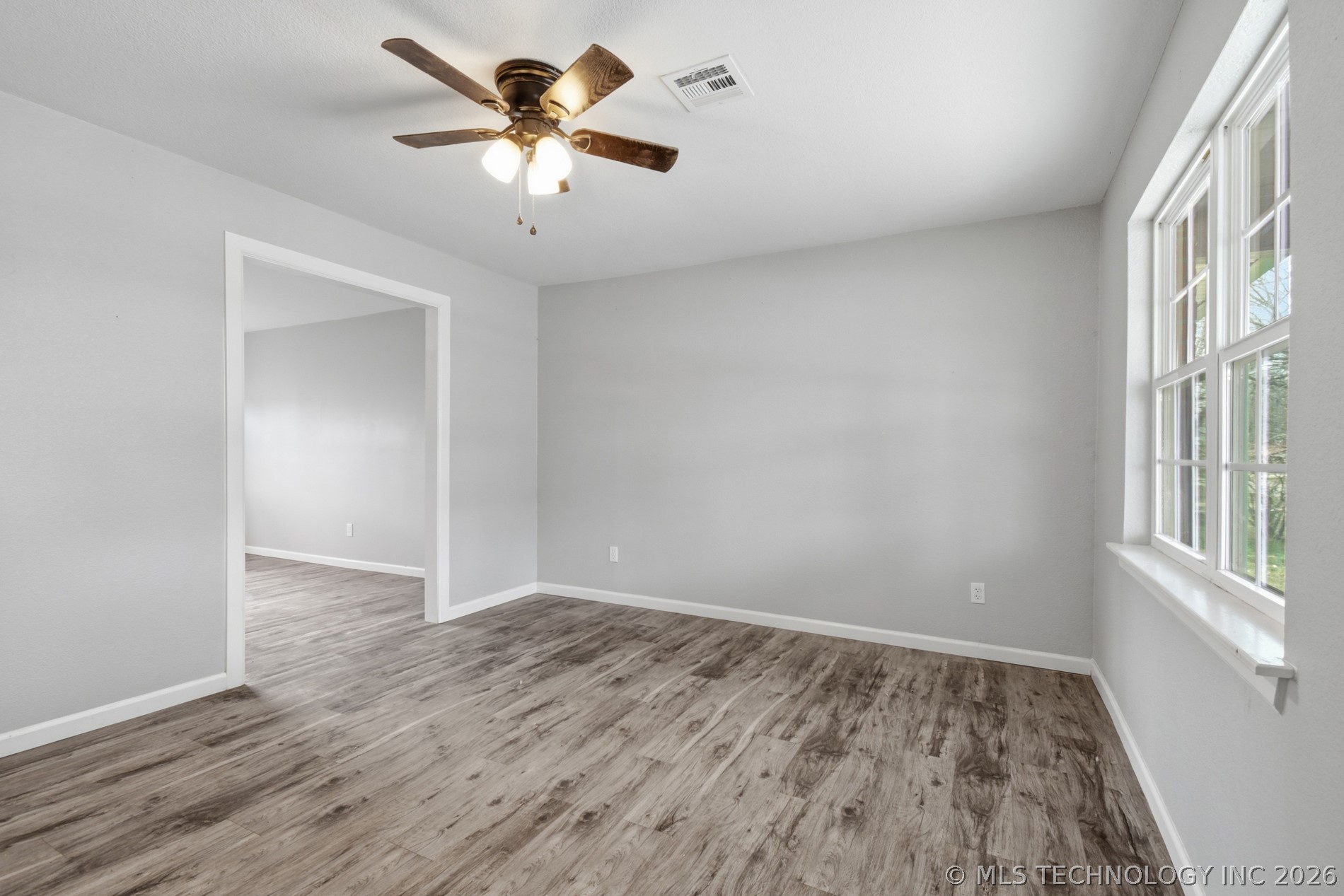 1514 S Fallin Avenue Property Photo 9