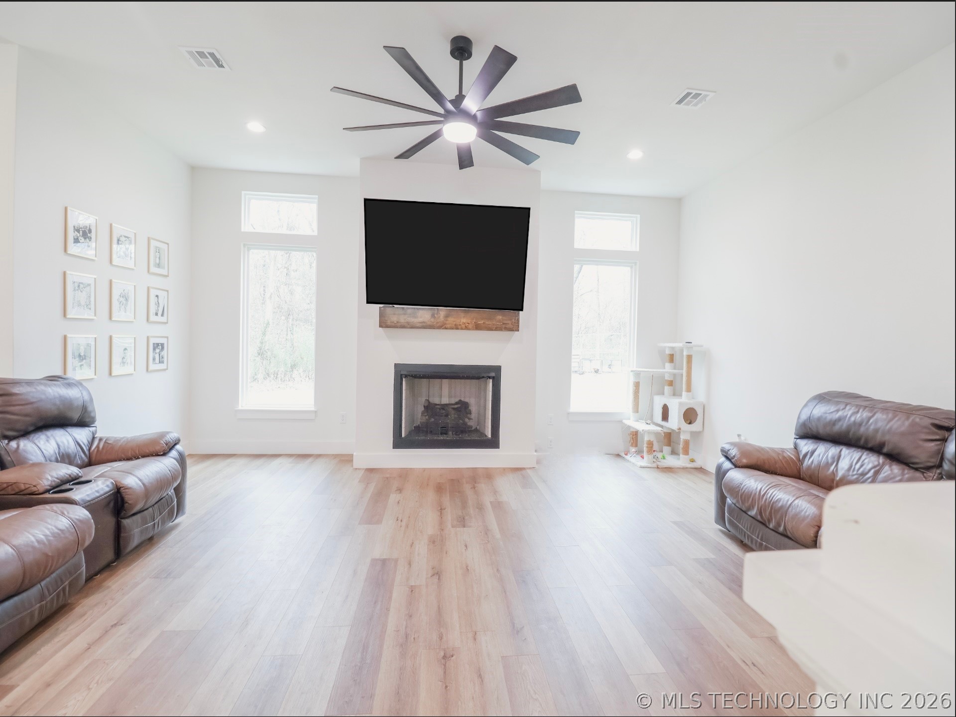 1000 S Moccasin Place Property Photo 13