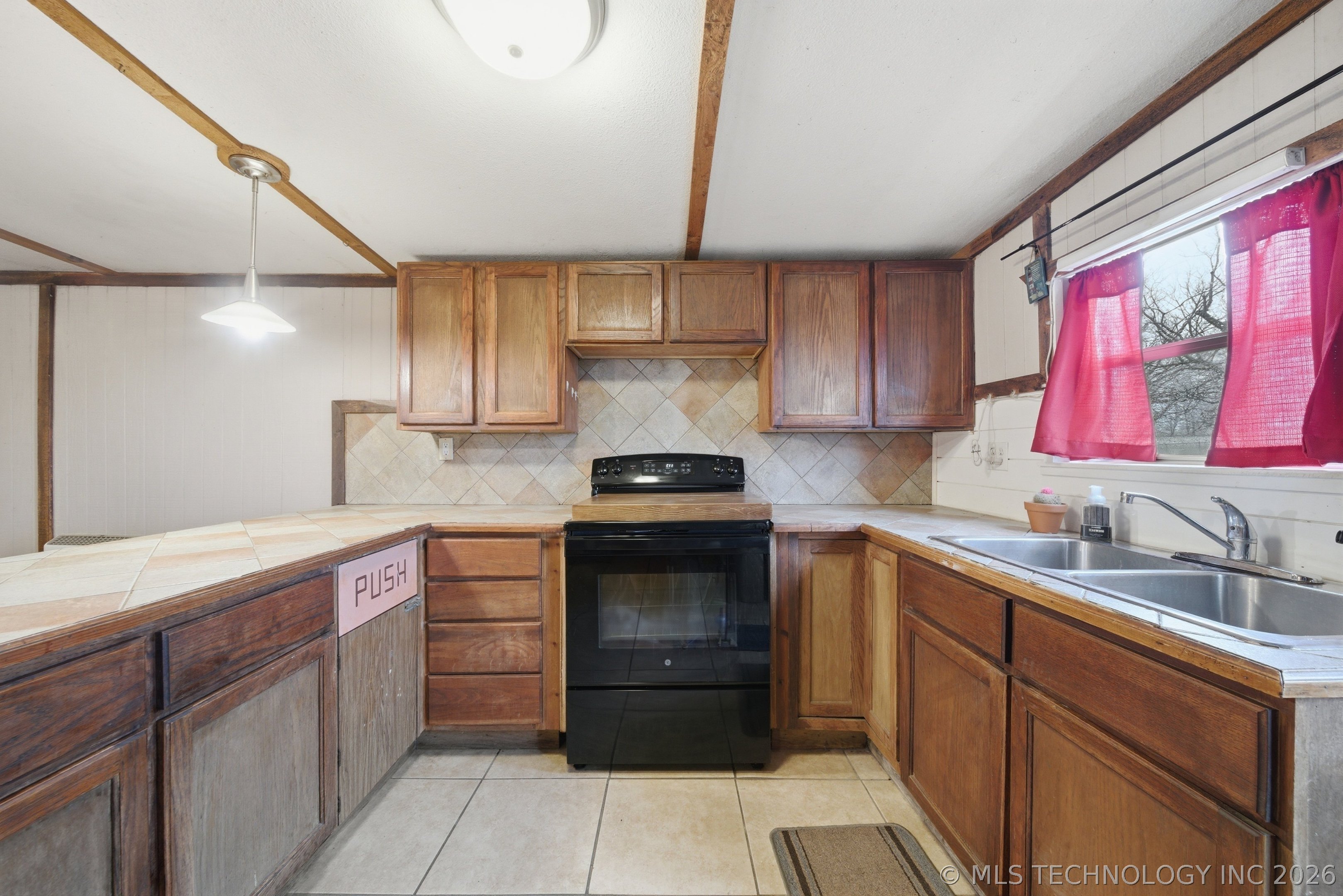 16149 S Mason Road Property Photo 10
