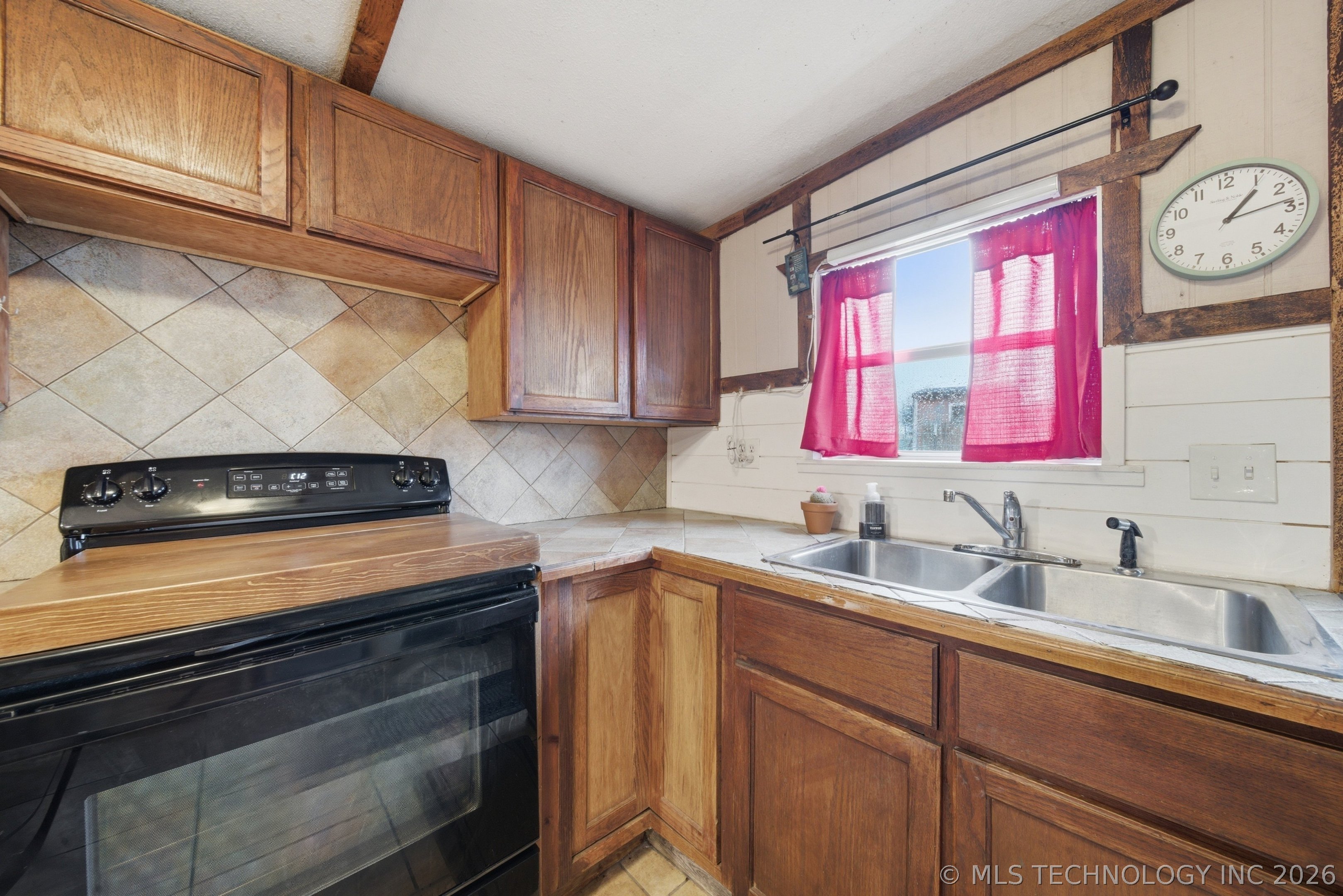 16149 S Mason Road Property Photo 12