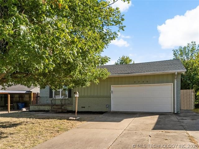 5730 E 24th Place Property Photo 2