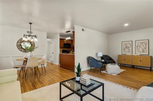 5730 E 24th Place Property Photo 11