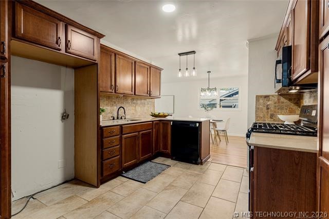 5730 E 24th Place Property Photo 13