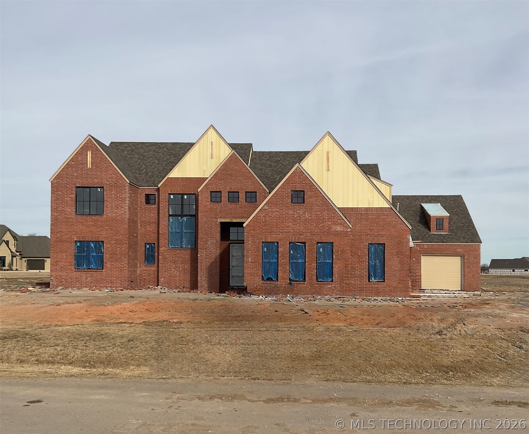 31411 E Two Socks Drive Property Photo 1