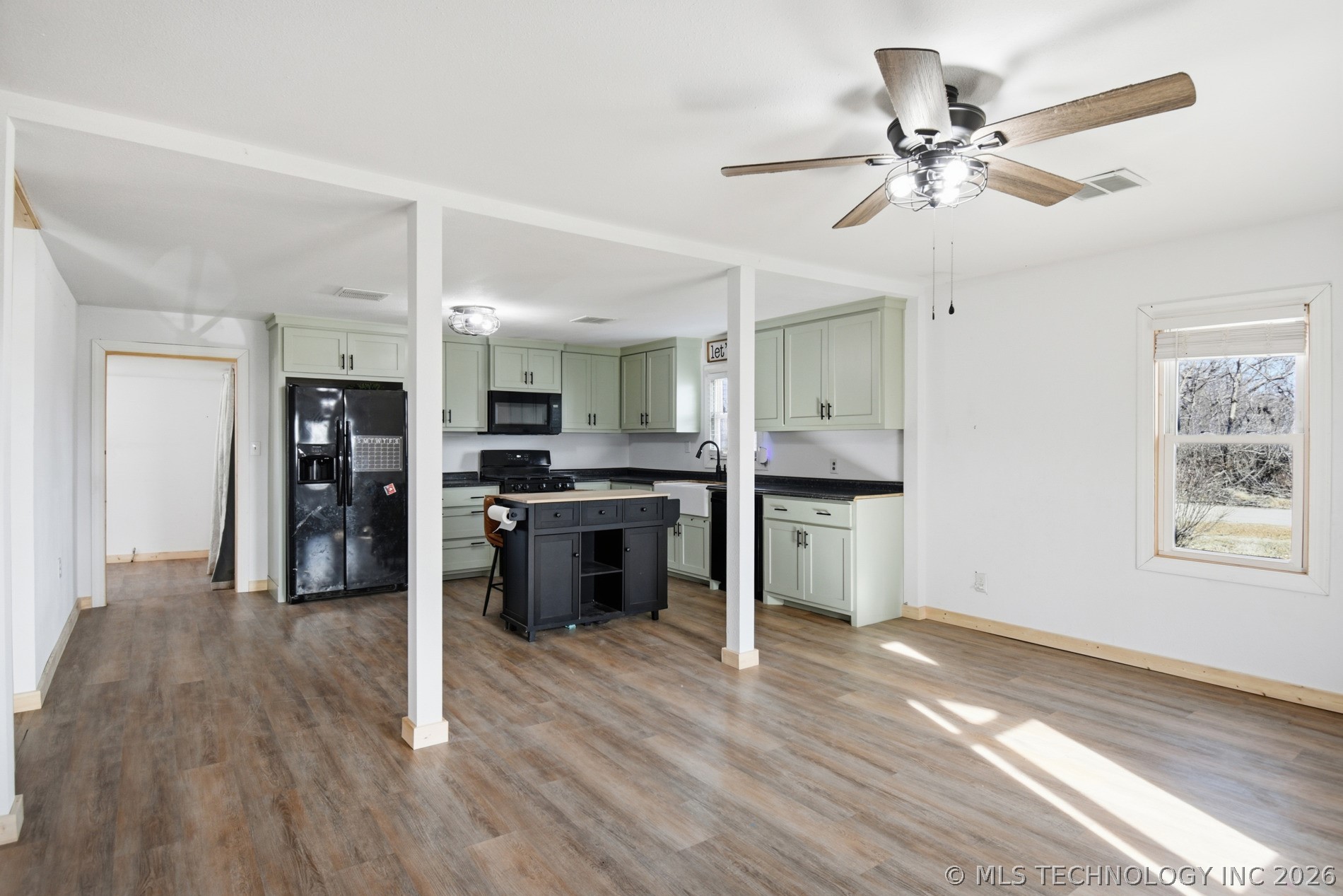 505 4th Street Property Photo 6