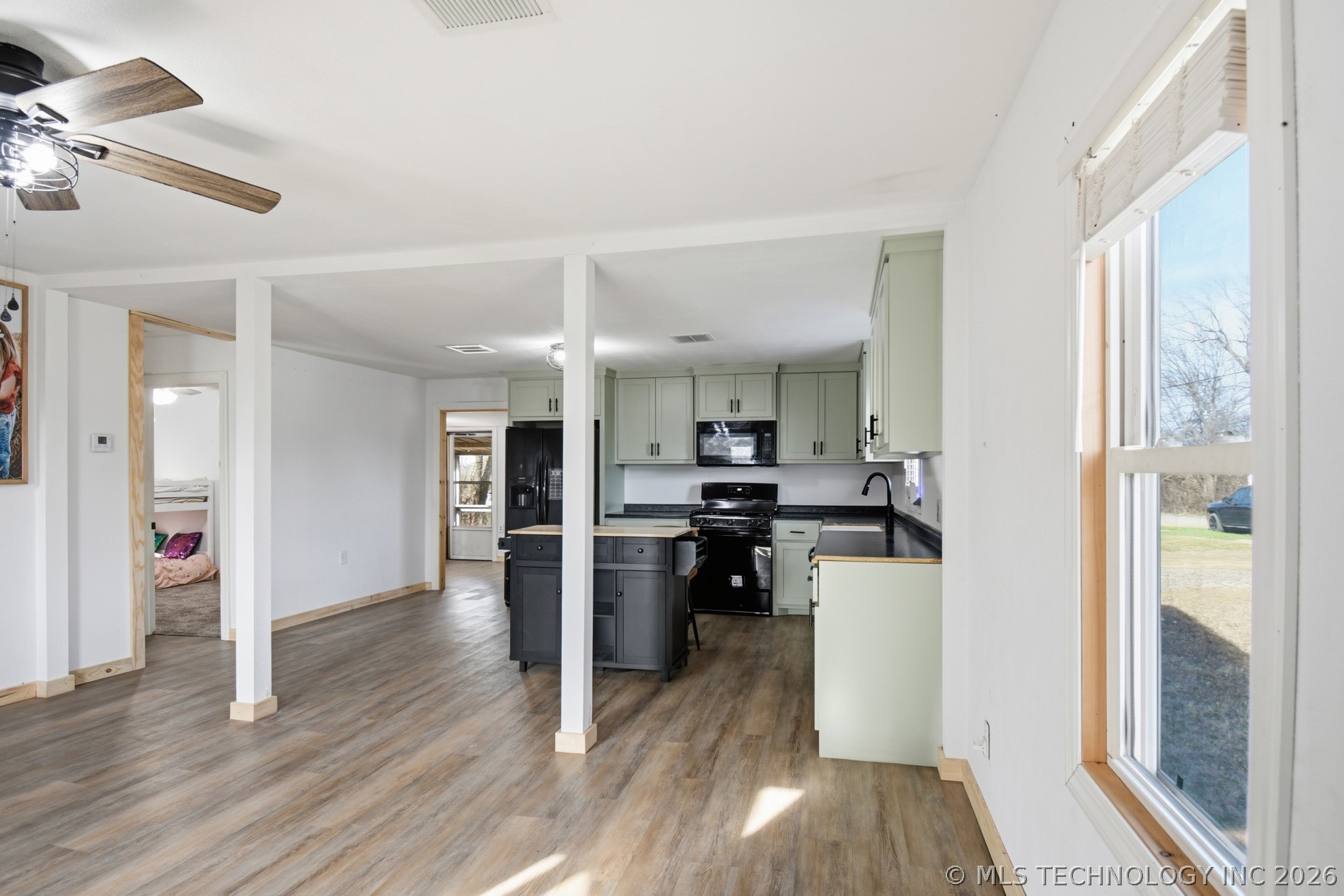 505 4th Street Property Photo 8