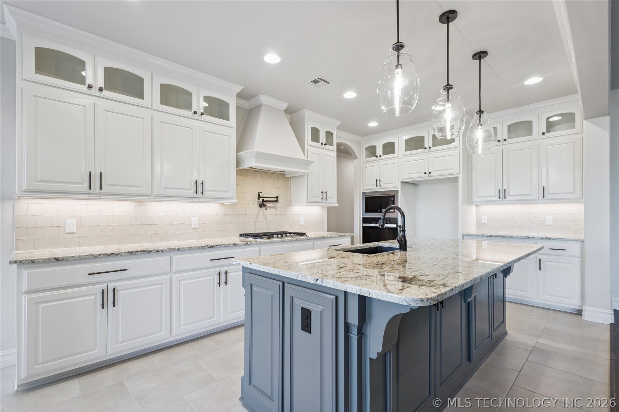 8167 S White Fang Court Property Photo 15