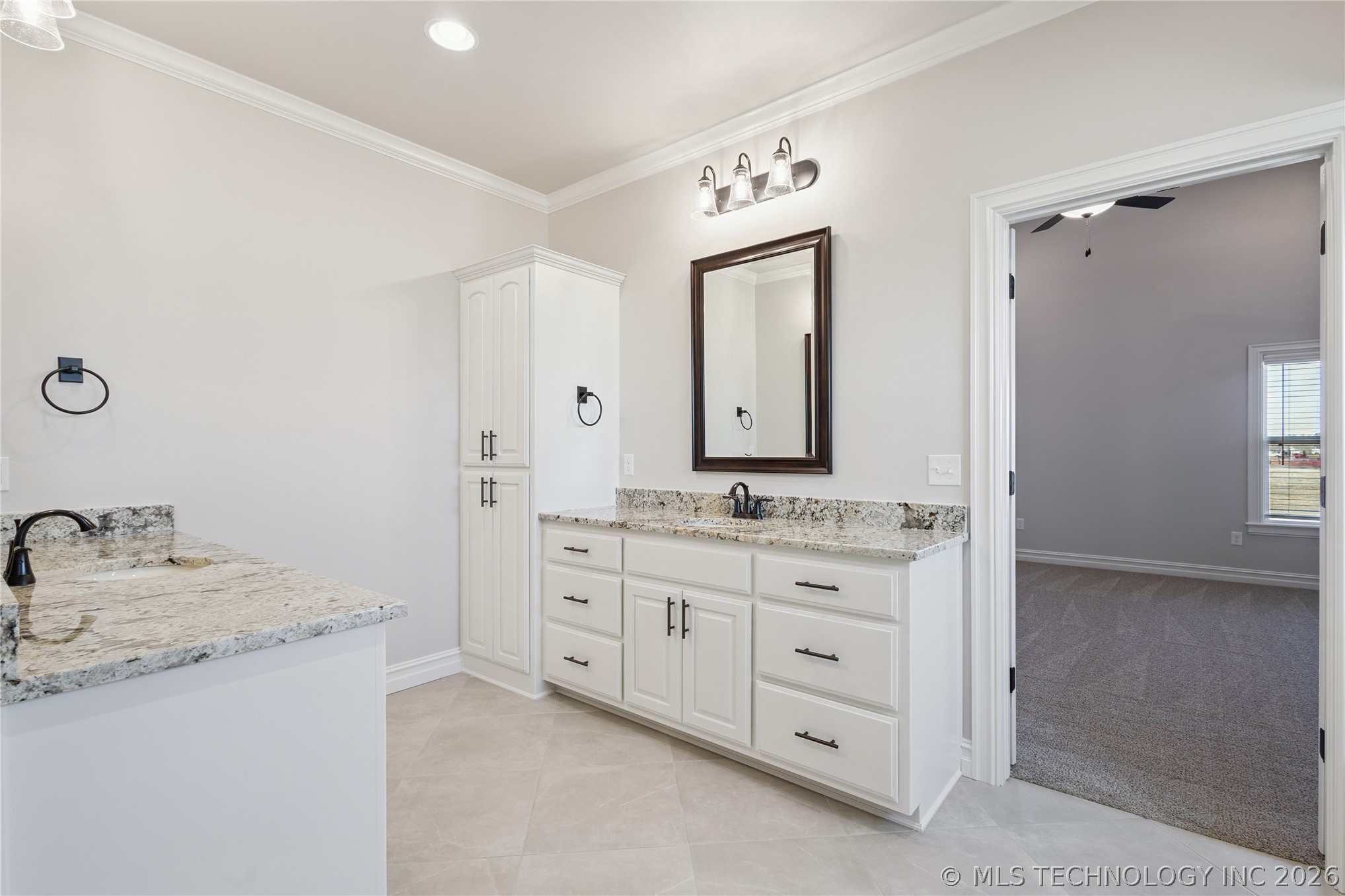 8167 S White Fang Court Property Photo 24